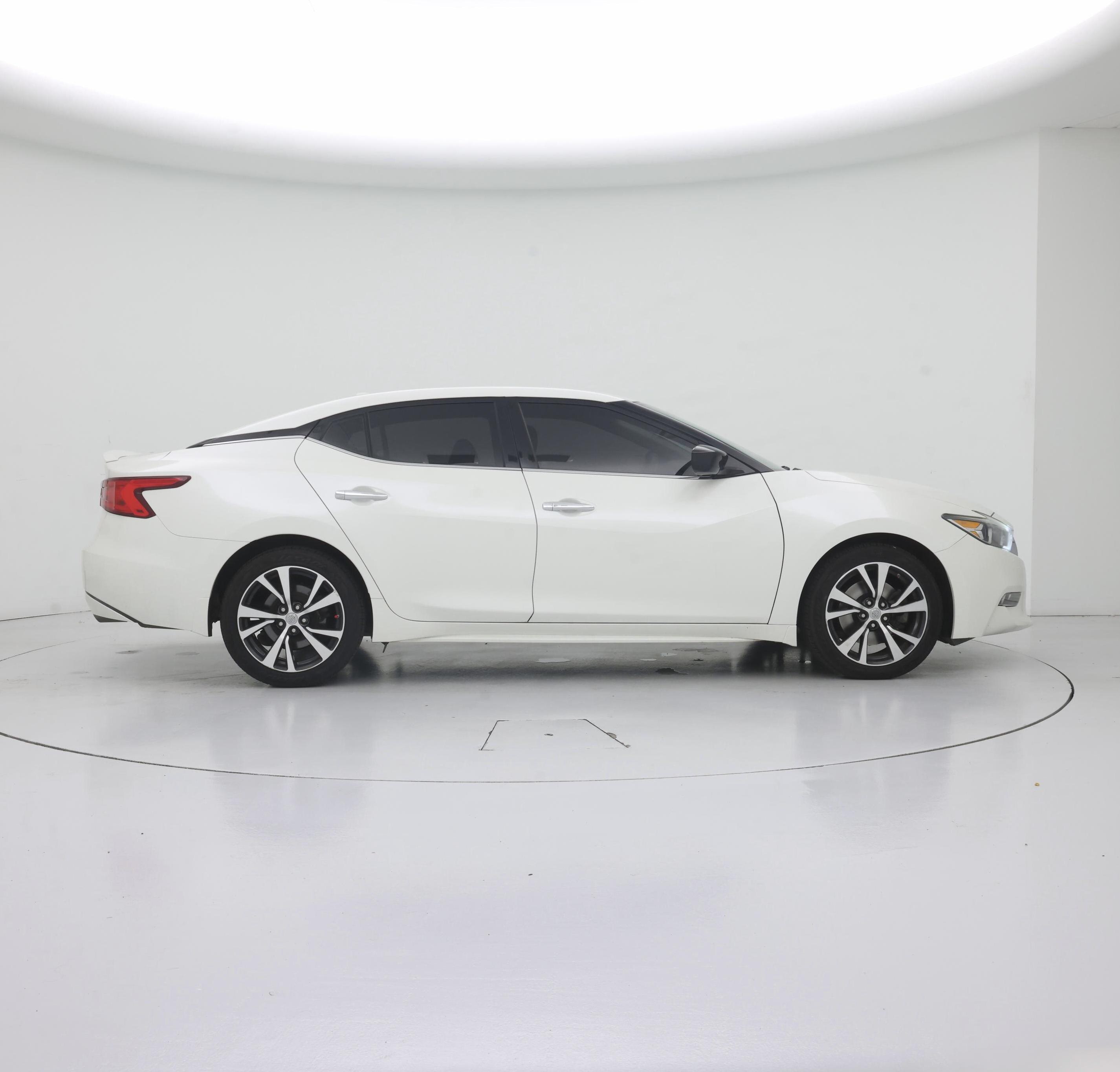 Thumbnail: 2016 Nissan Maxima - 7