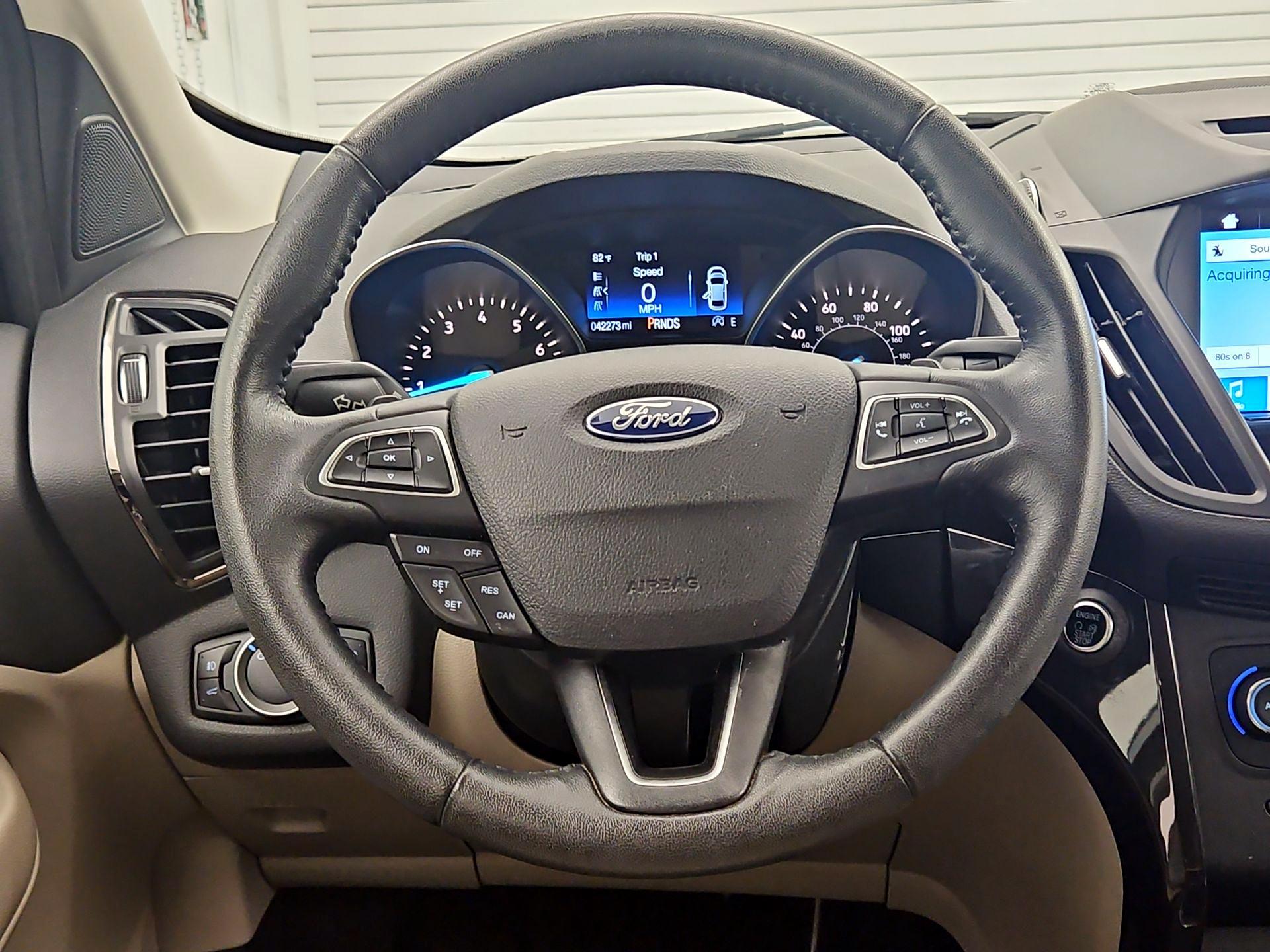 Thumbnail: 2017 Ford Escape - 10