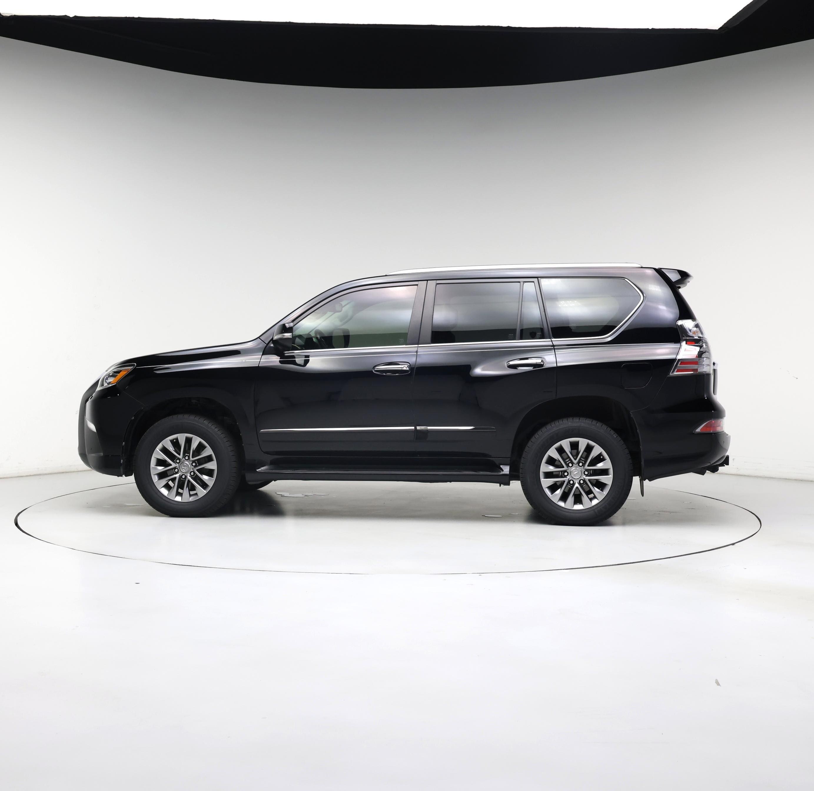 Thumbnail: 2018 Lexus GX - 3