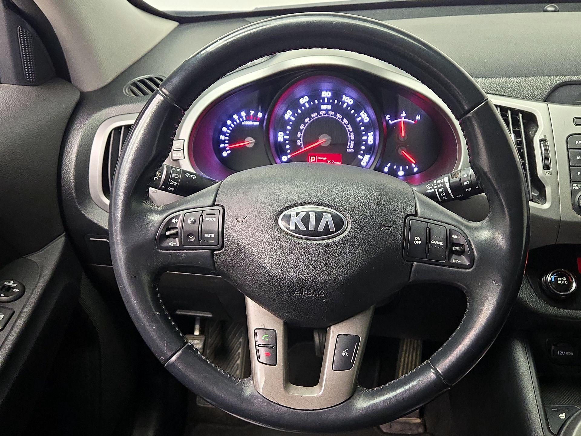 Thumbnail: 2016 Kia Sportage - 10