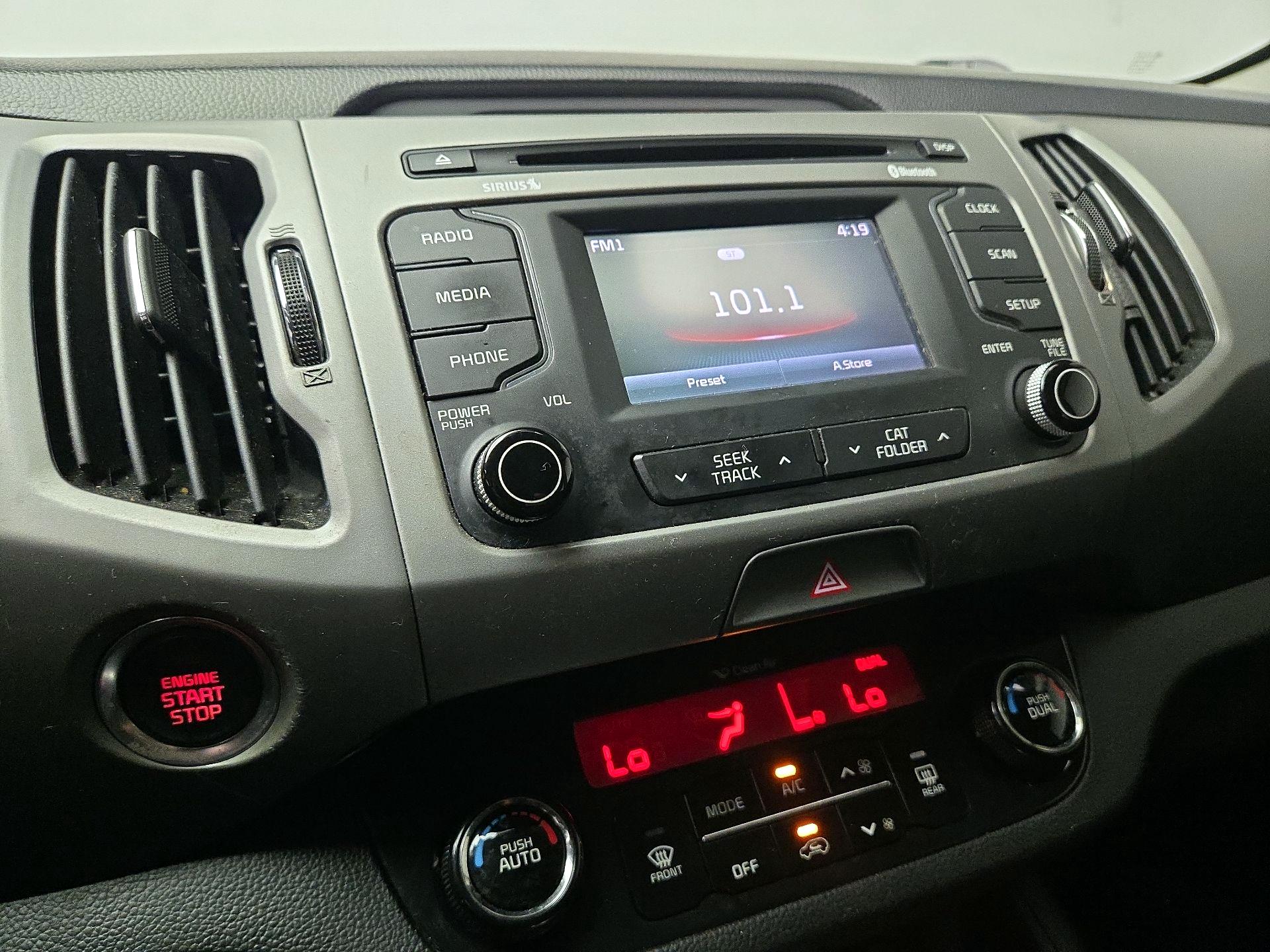 Thumbnail: 2016 Kia Sportage - 15