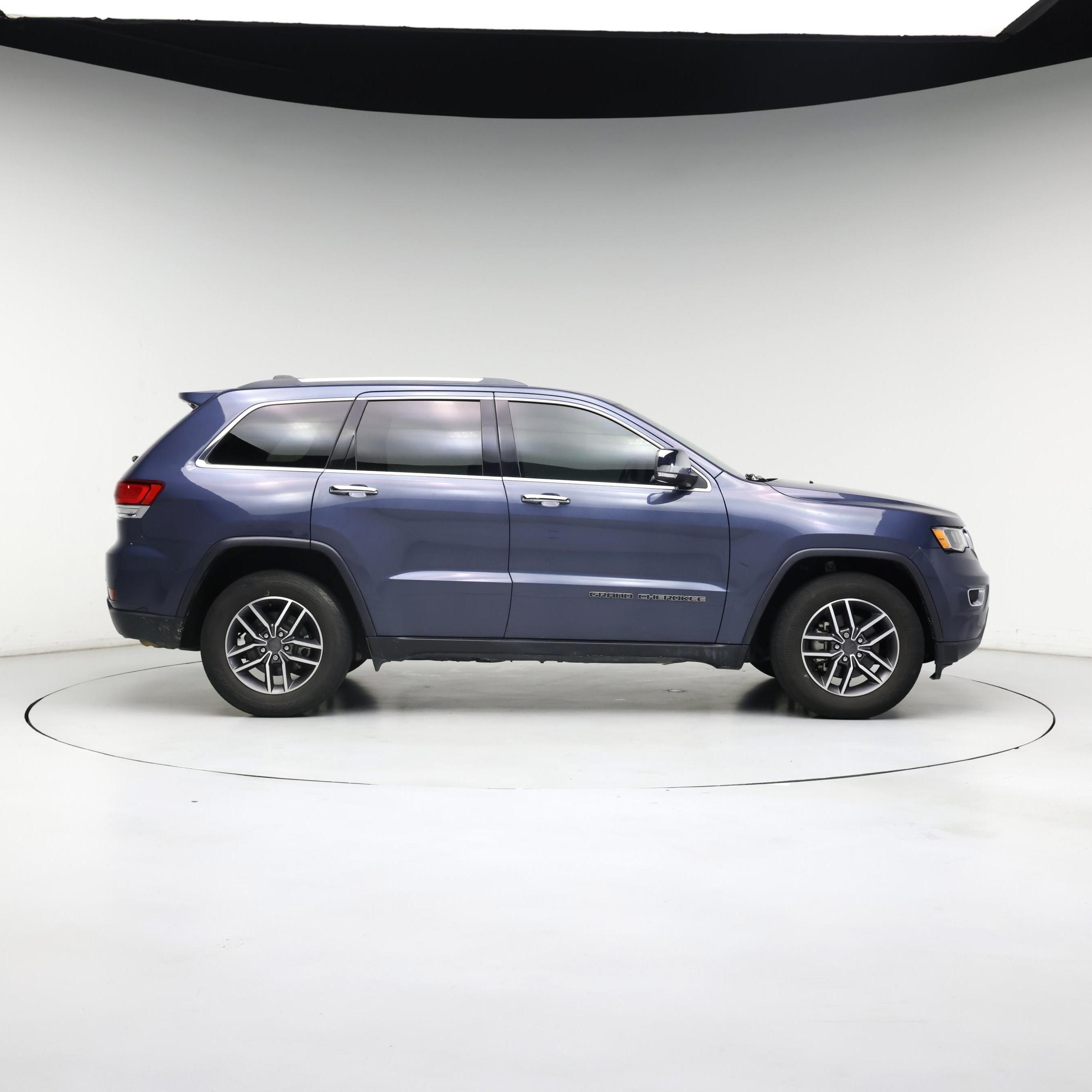 Thumbnail: 2020 Jeep Grand Cherokee - 7