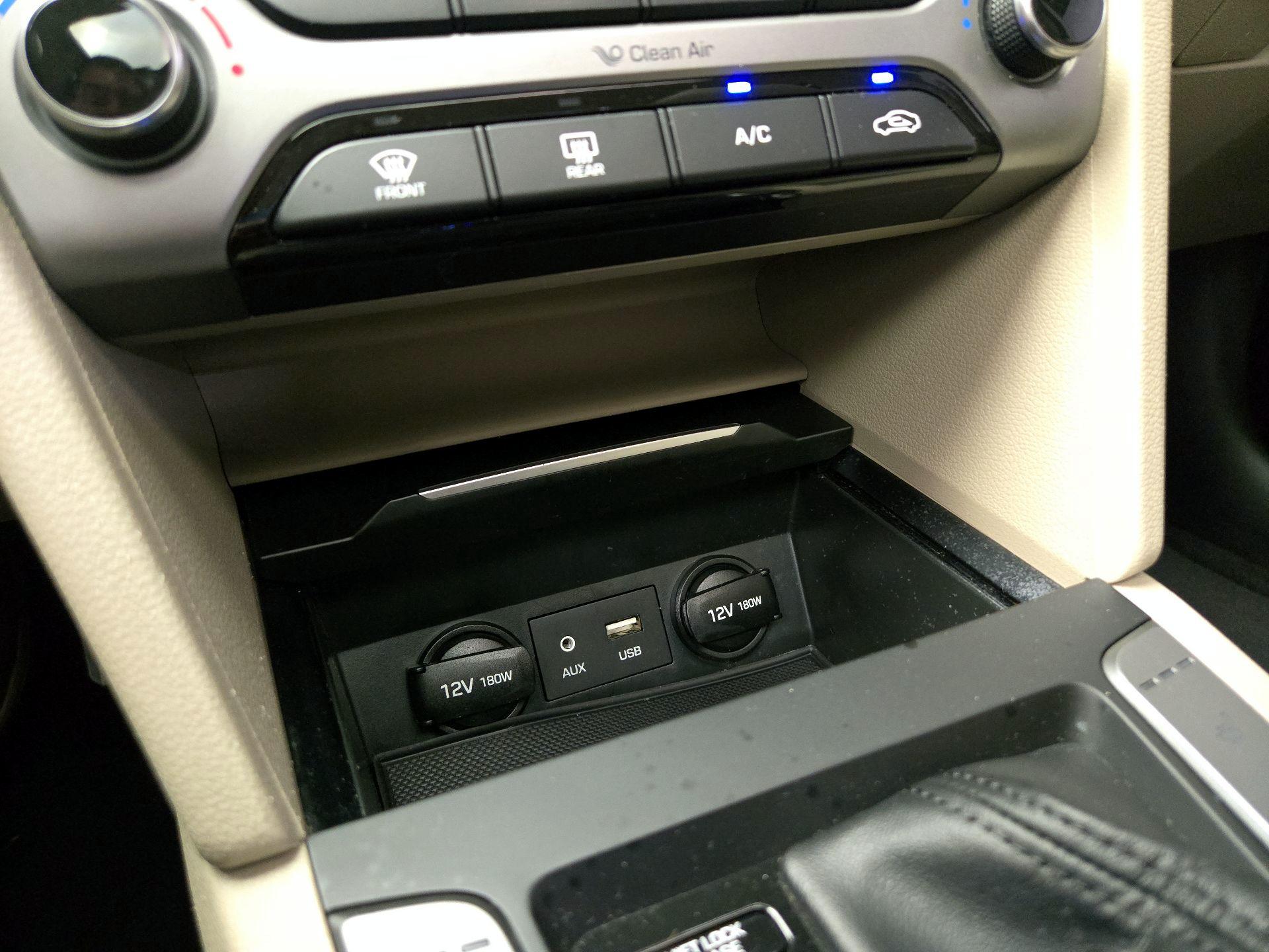 Thumbnail: 2018 Hyundai Elantra - 18