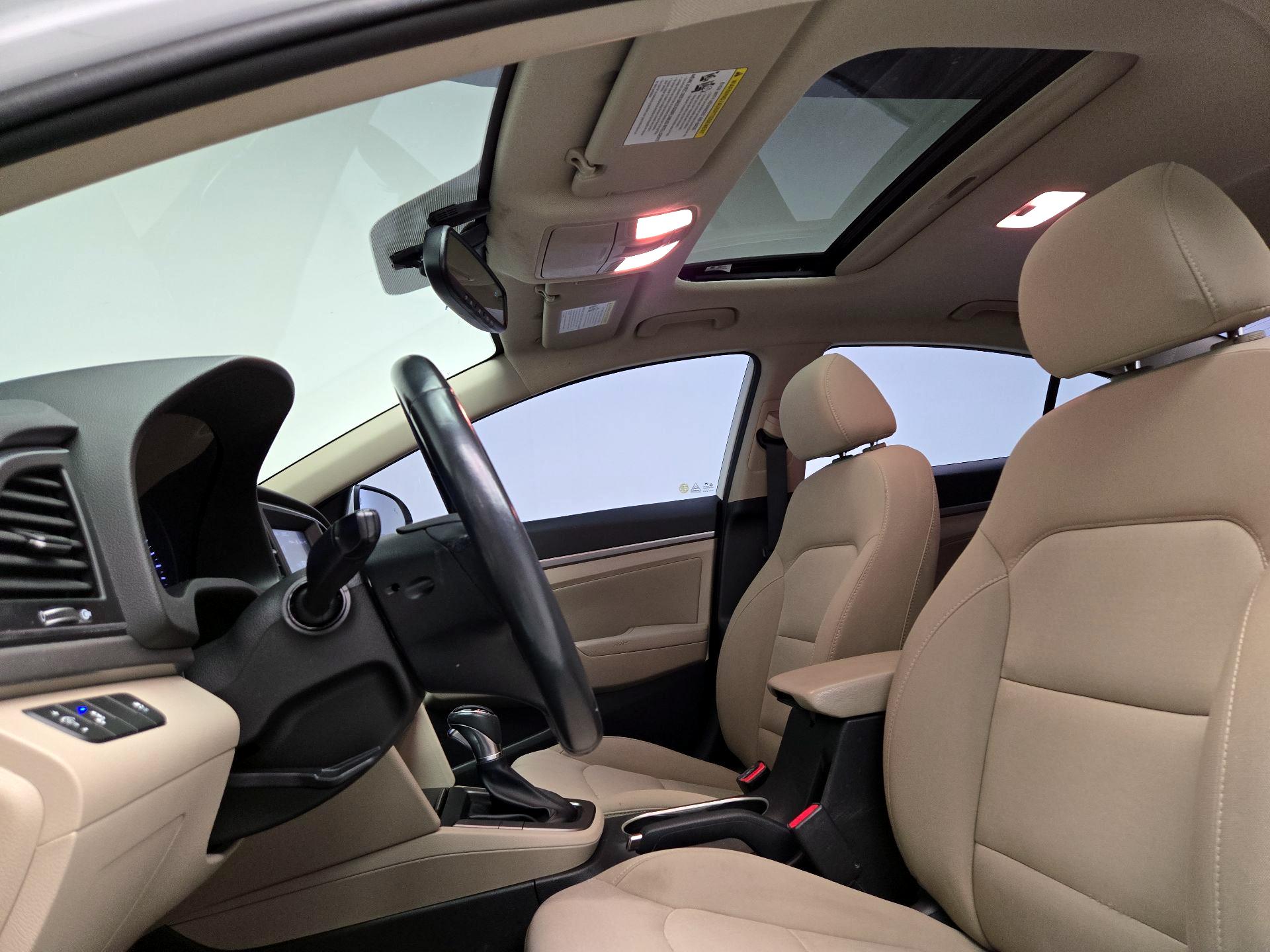 Thumbnail: 2018 Hyundai Elantra - 19