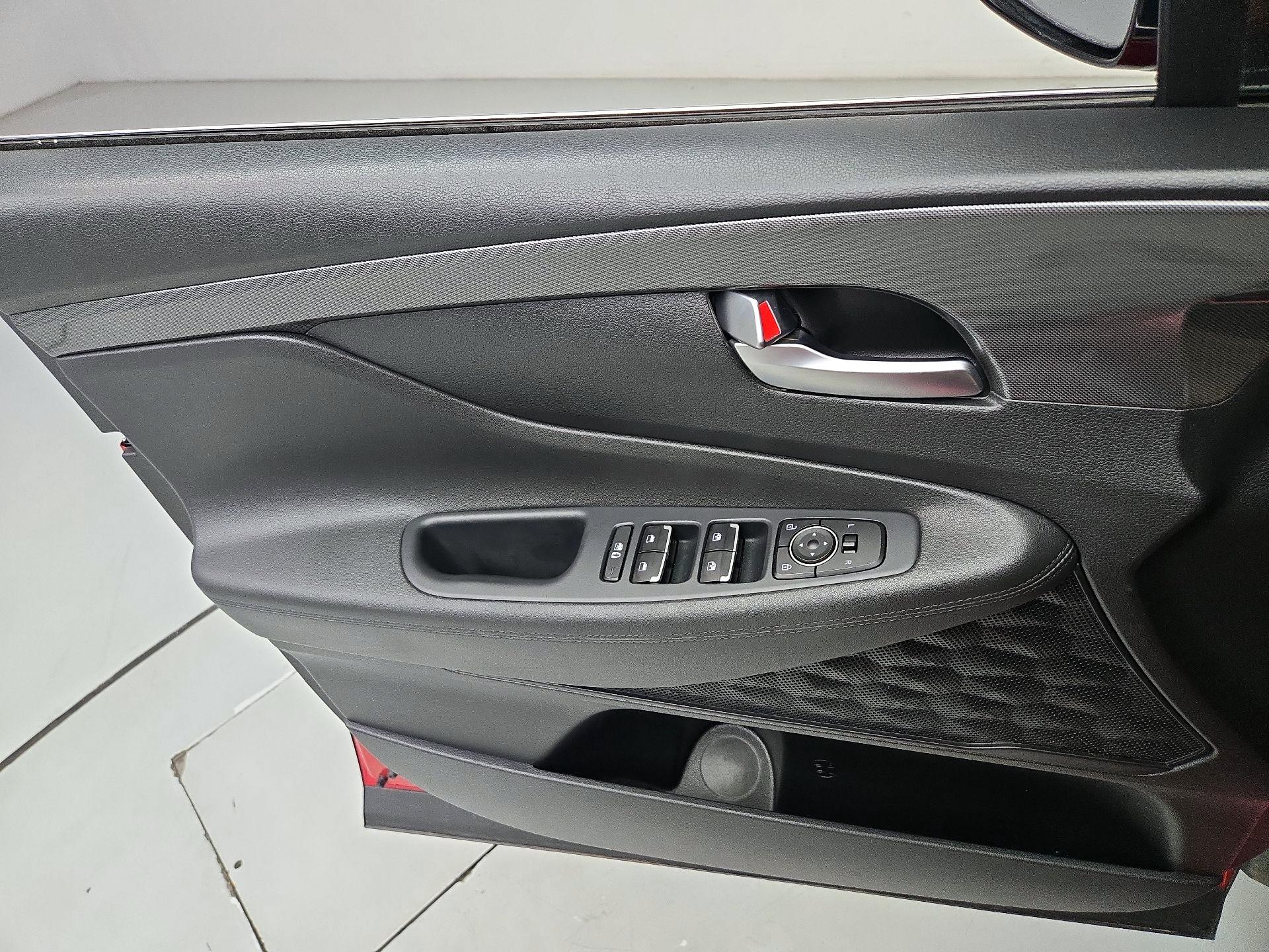 Thumbnail: 2021 Hyundai Santa Fe - 12