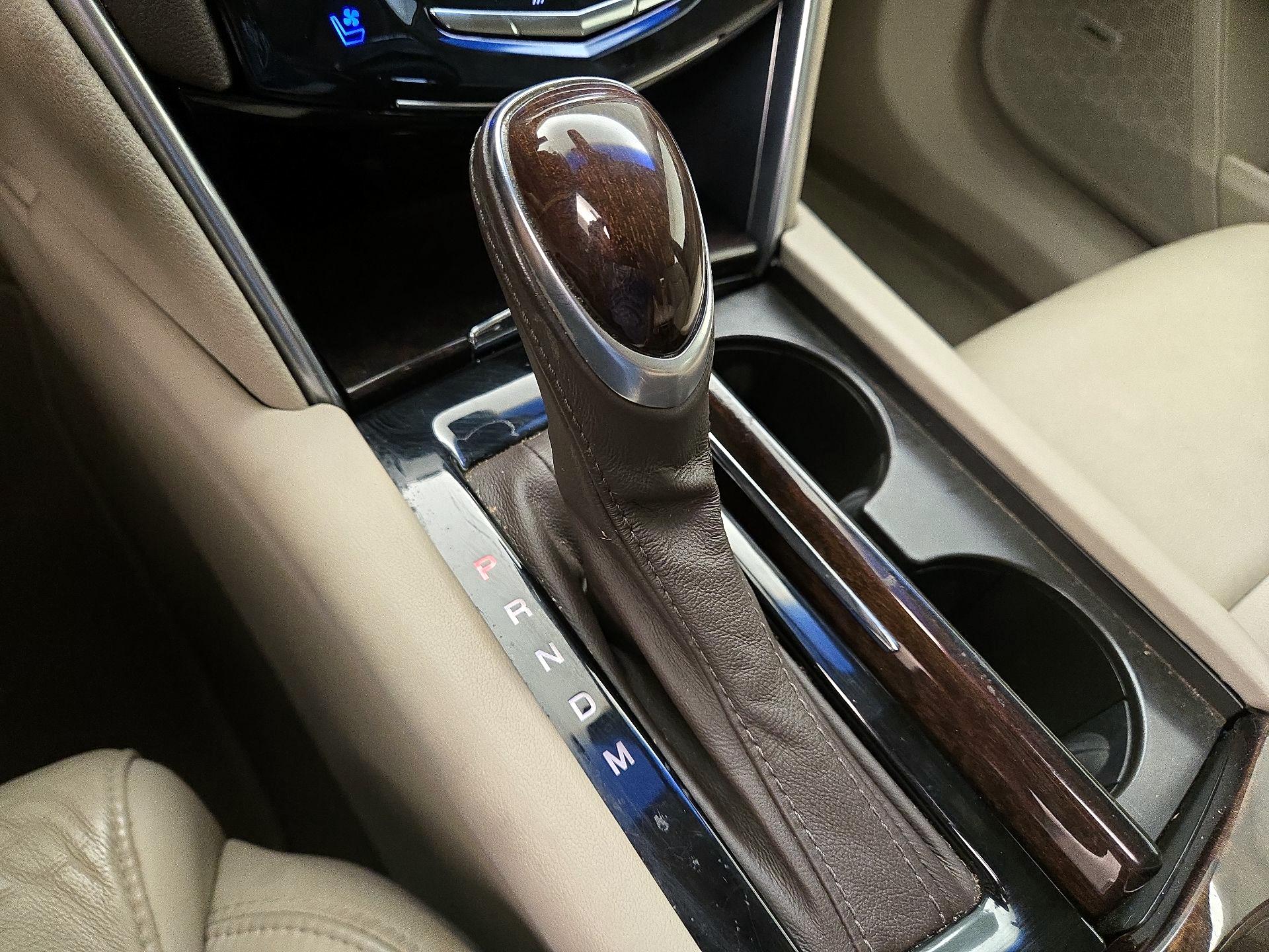 Thumbnail: 2015 Cadillac XTS - 17