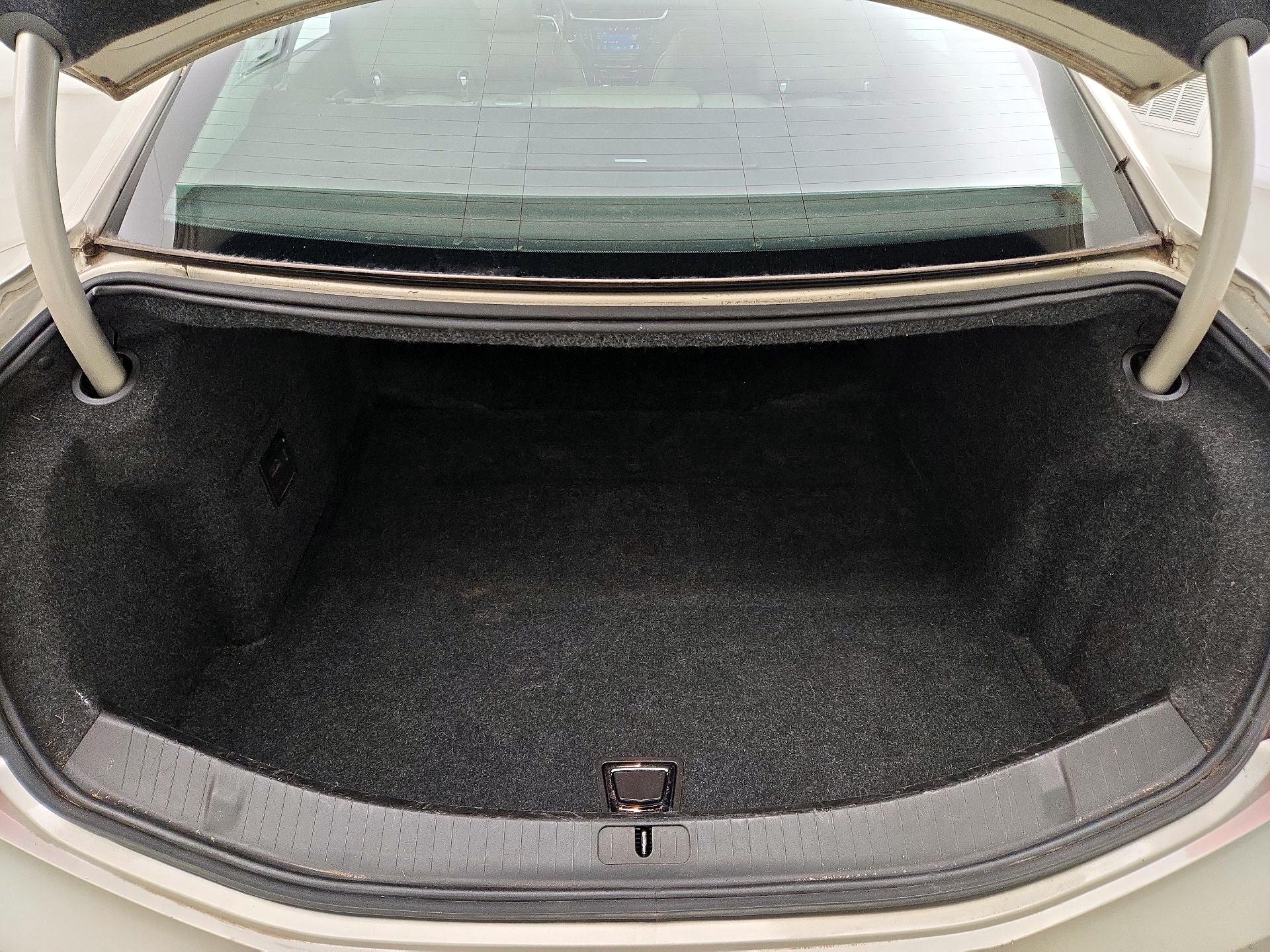 Thumbnail: 2015 Cadillac XTS - 20