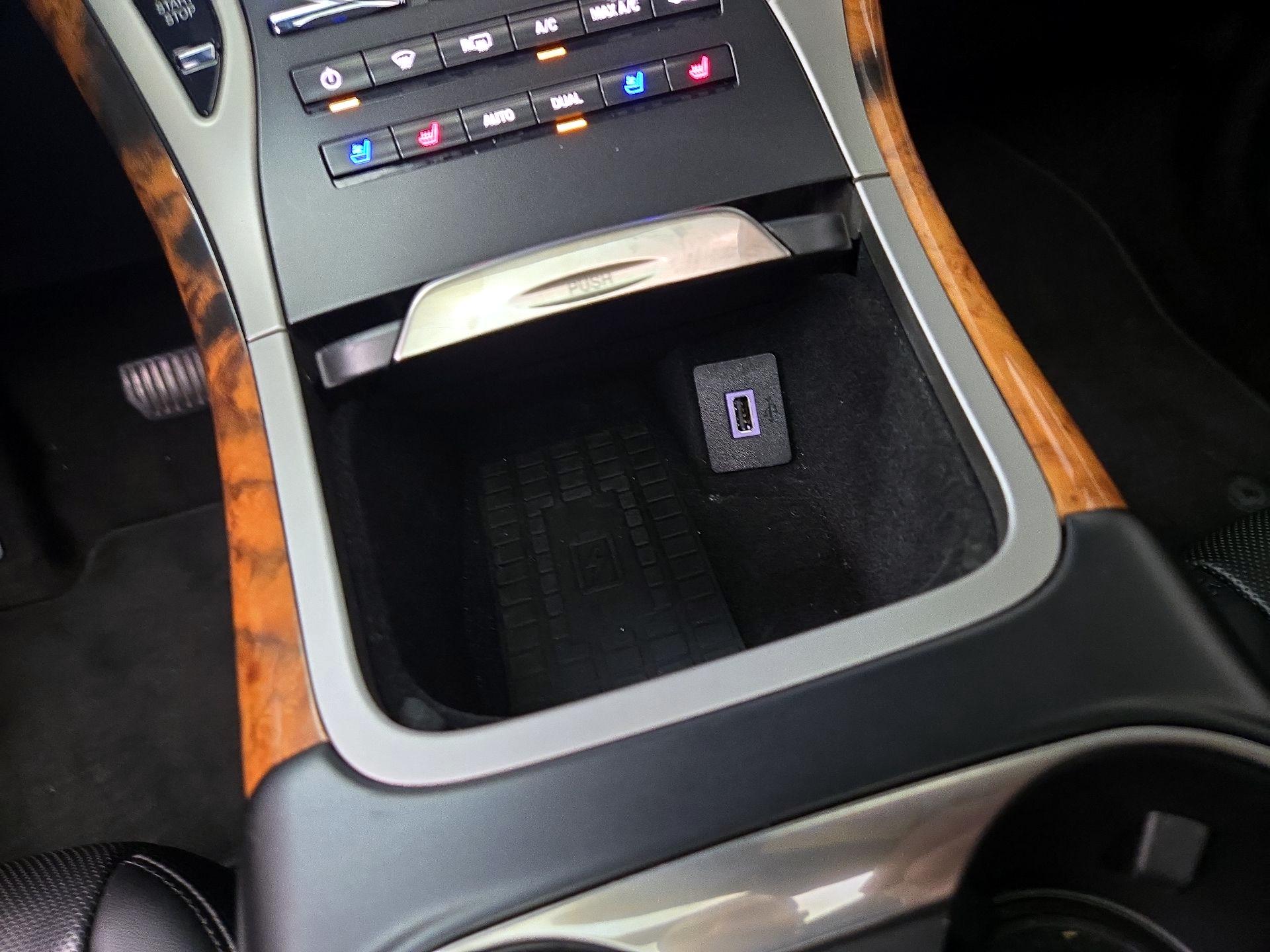 Thumbnail: 2020 Lincoln Nautilus - 19