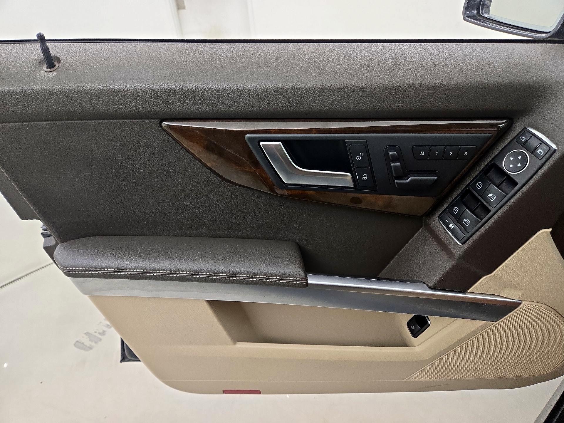 Thumbnail: 2014 Mercedes-Benz GLK - 12