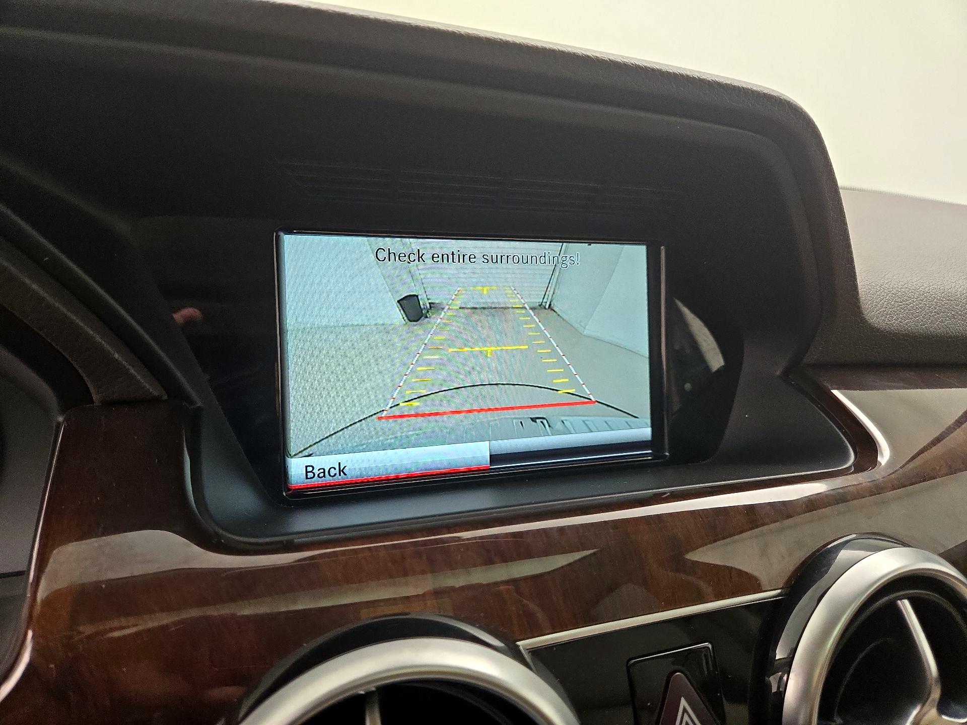 Thumbnail: 2014 Mercedes-Benz GLK - 15