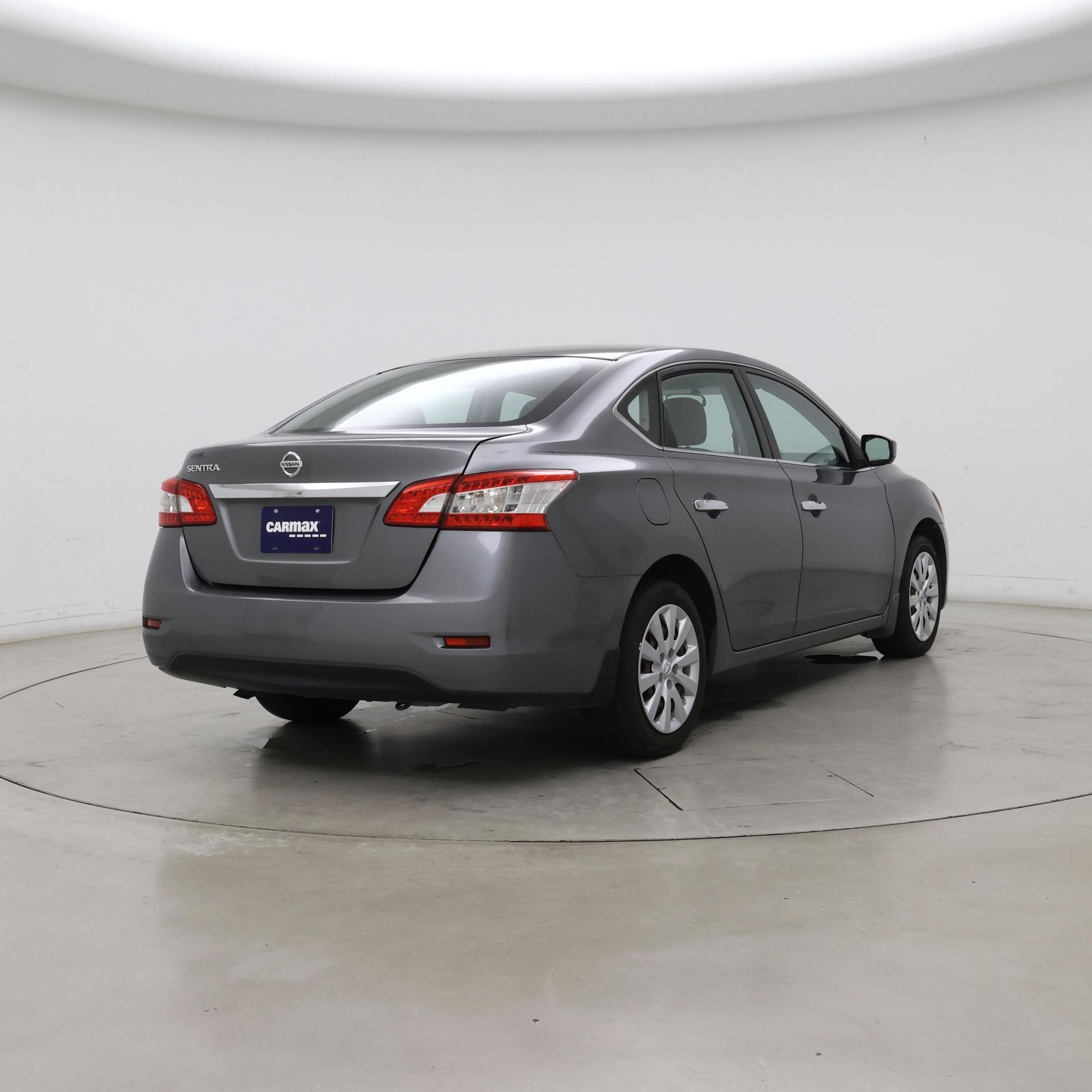 Thumbnail: 2015 Nissan Sentra - 8