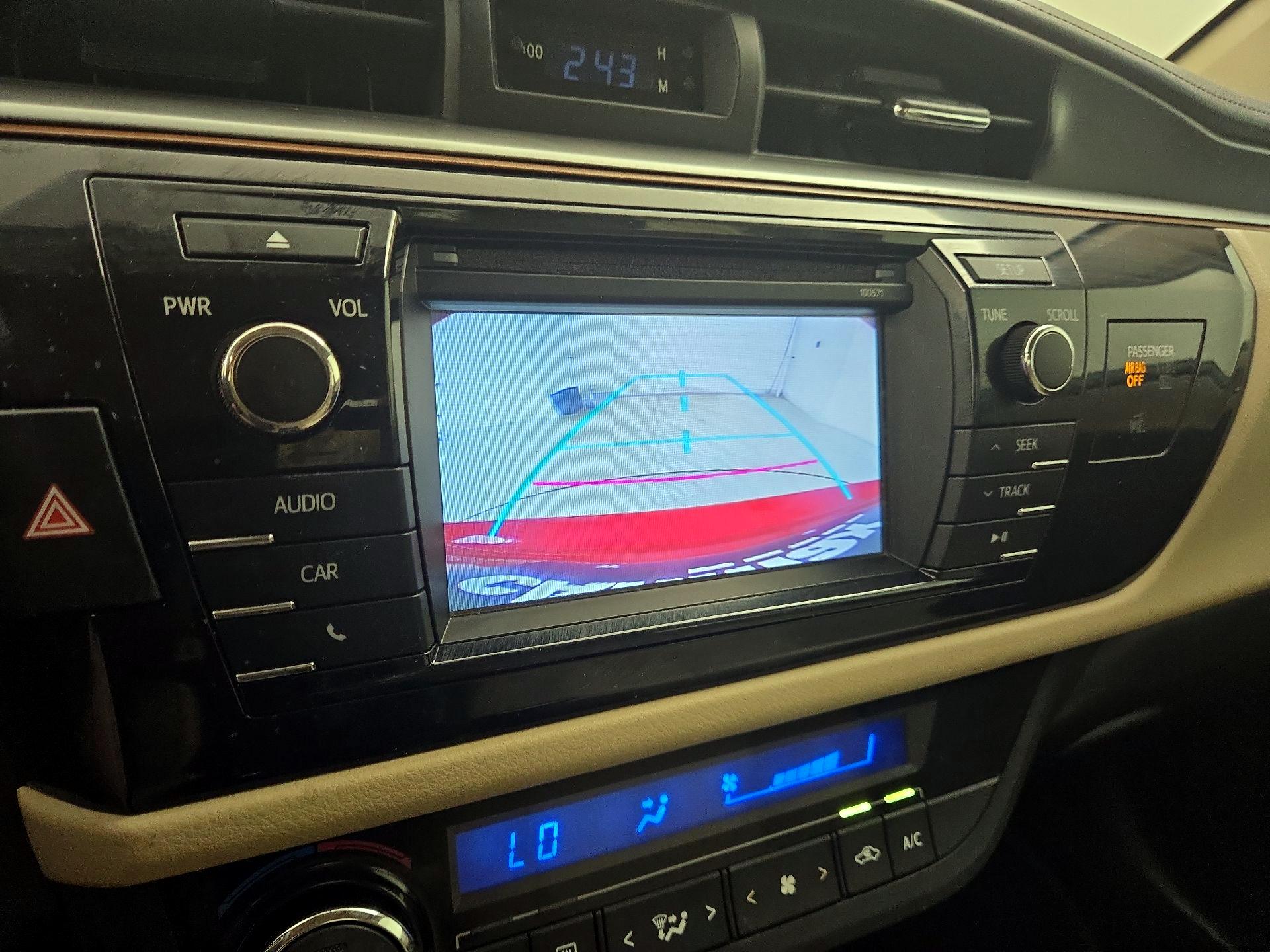 Thumbnail: 2016 Toyota Corolla - 14