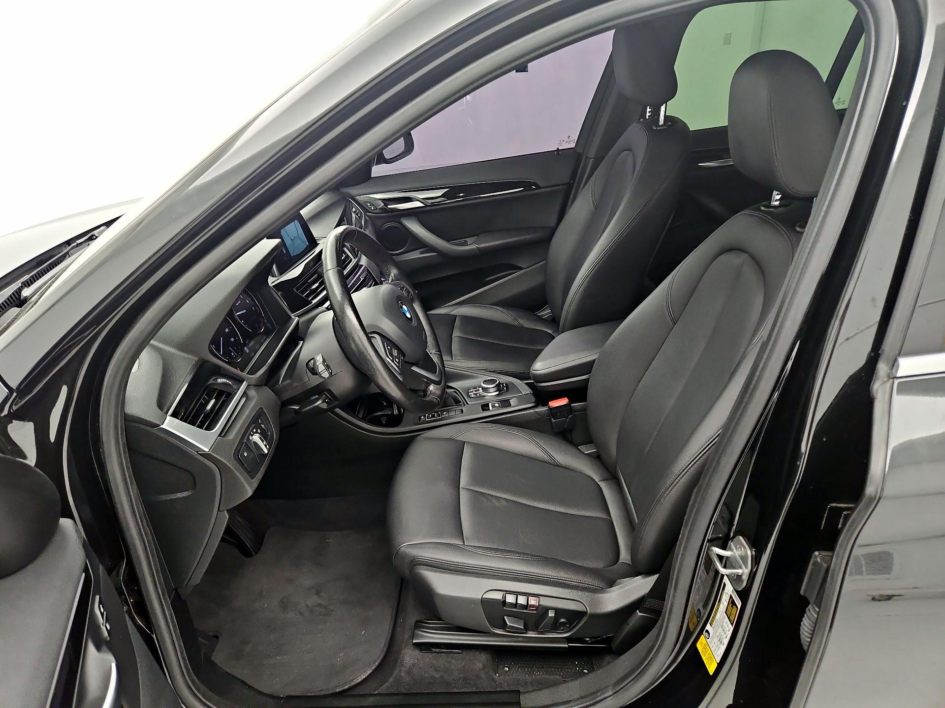 Thumbnail: 2019 BMW X1 - 11