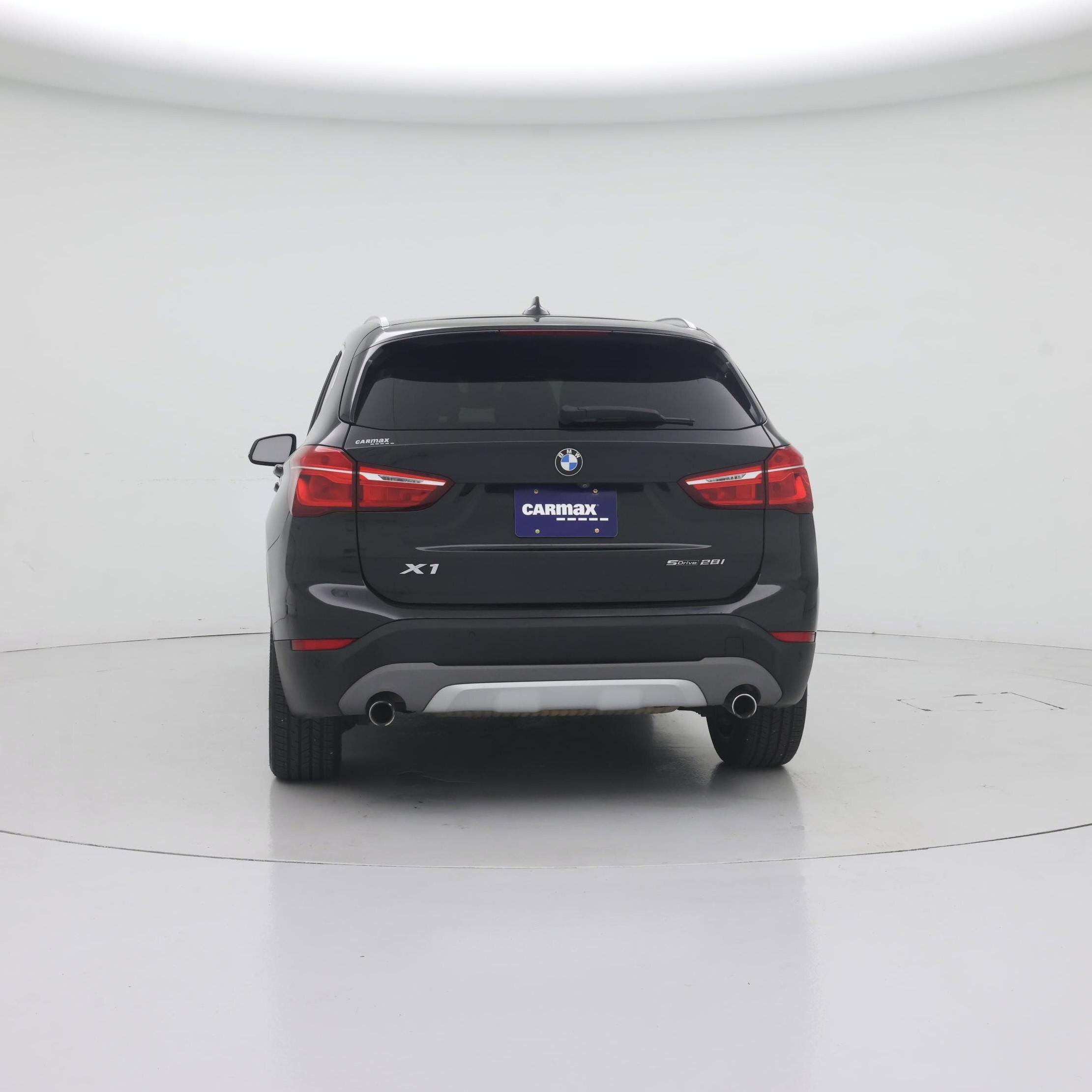 Thumbnail: 2019 BMW X1 - 6