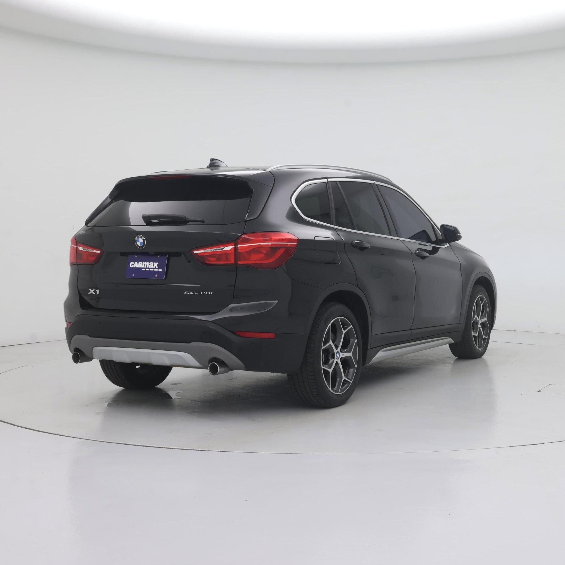 Thumbnail: 2019 BMW X1 - 8