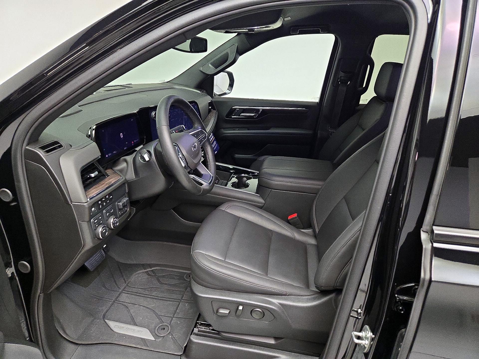 Thumbnail: 2025 Chevrolet Tahoe - 11