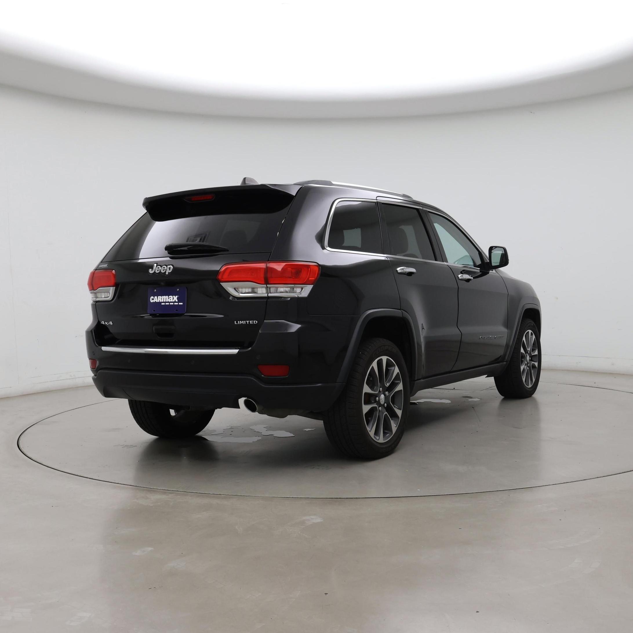 Thumbnail: 2018 Jeep Grand Cherokee - 8