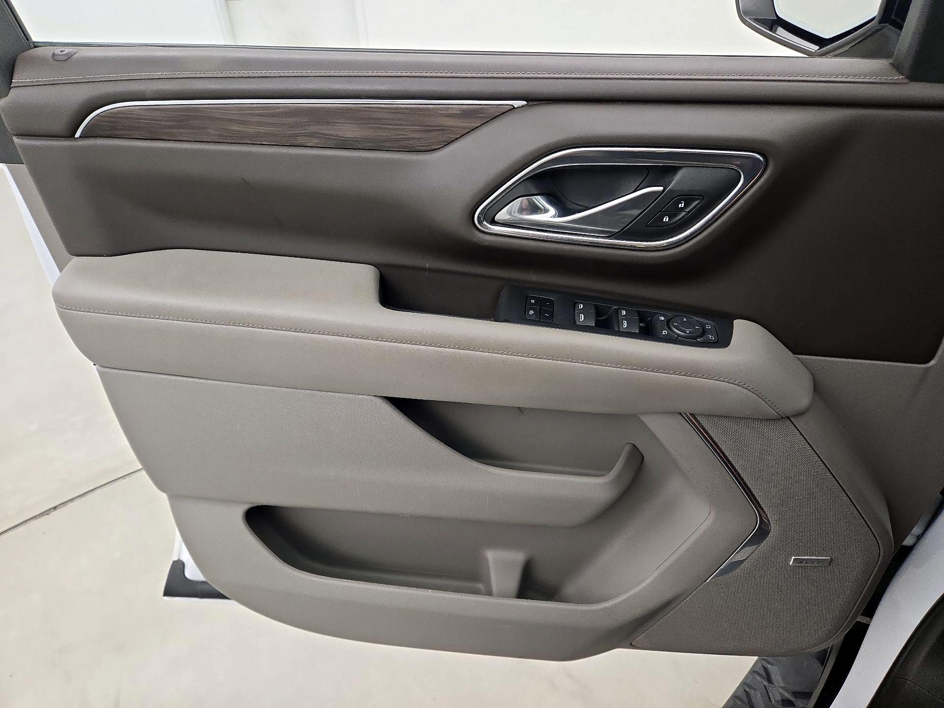 Thumbnail: 2022 Chevrolet Tahoe - 12