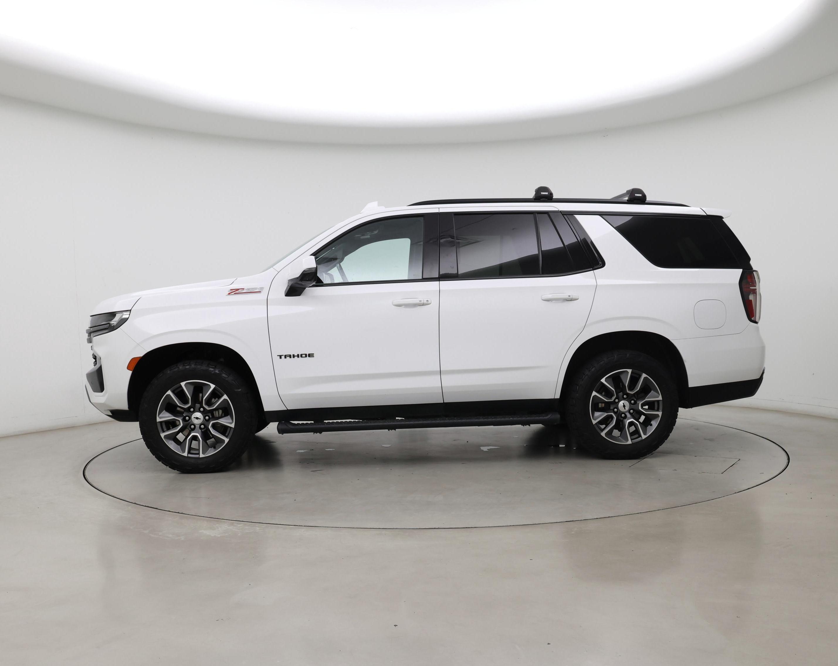 Thumbnail: 2022 Chevrolet Tahoe - 3