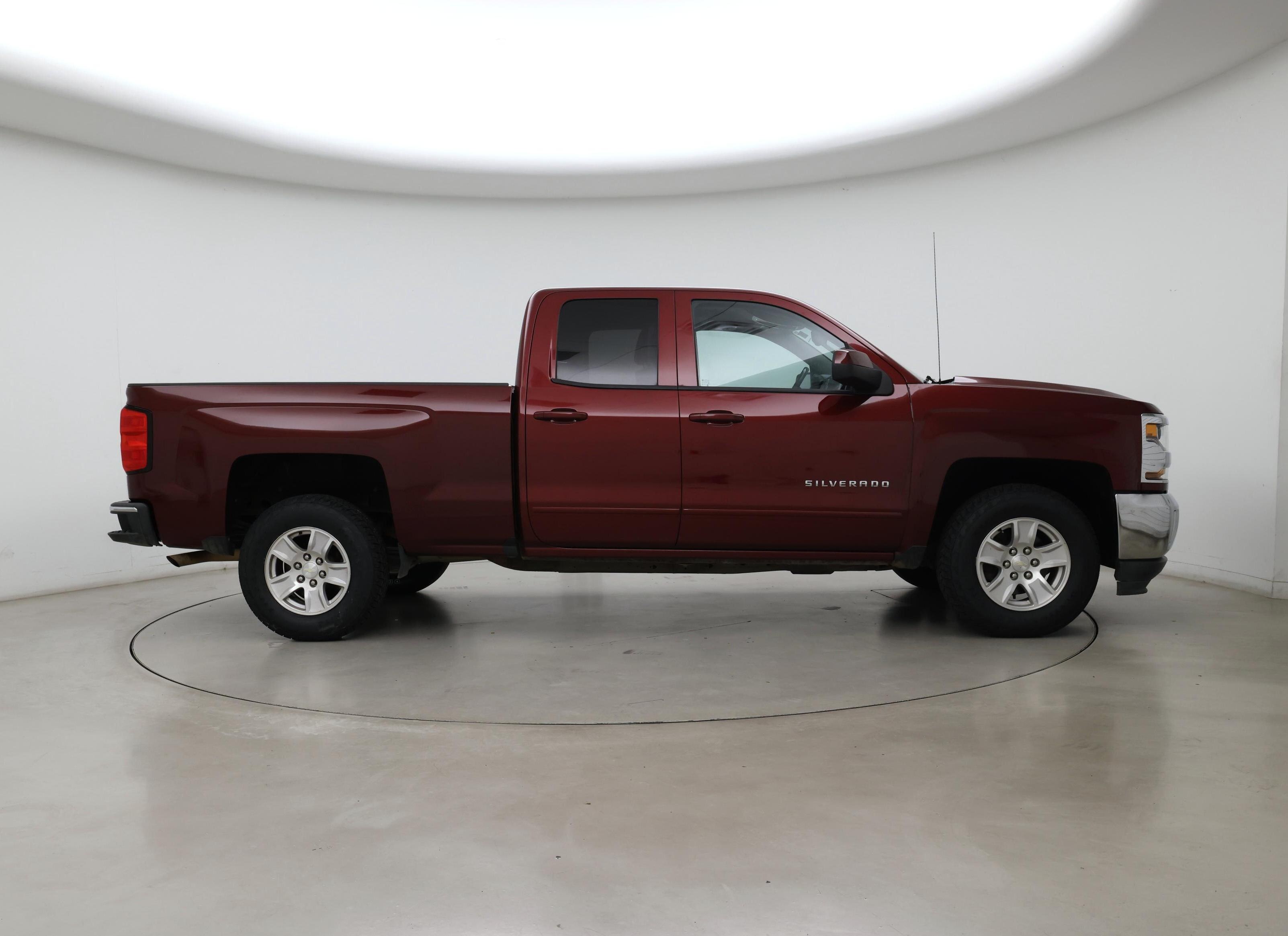 Thumbnail: 2017 Chevrolet Silverado 1500 - 7