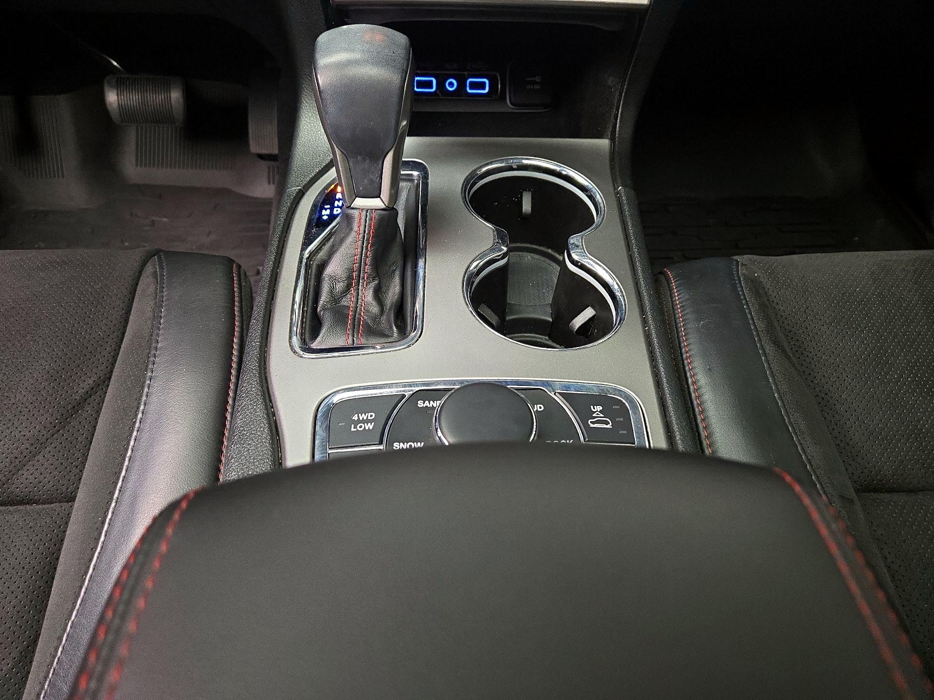 Thumbnail: 2021 Jeep Grand Cherokee - 18
