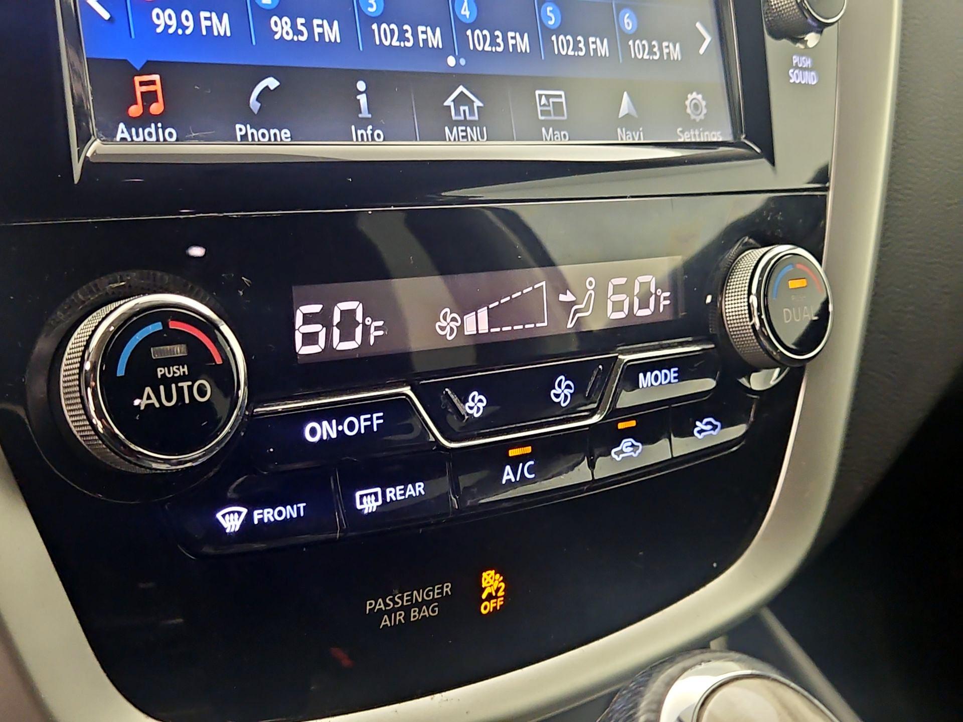 Thumbnail: 2017 Nissan Murano - 17