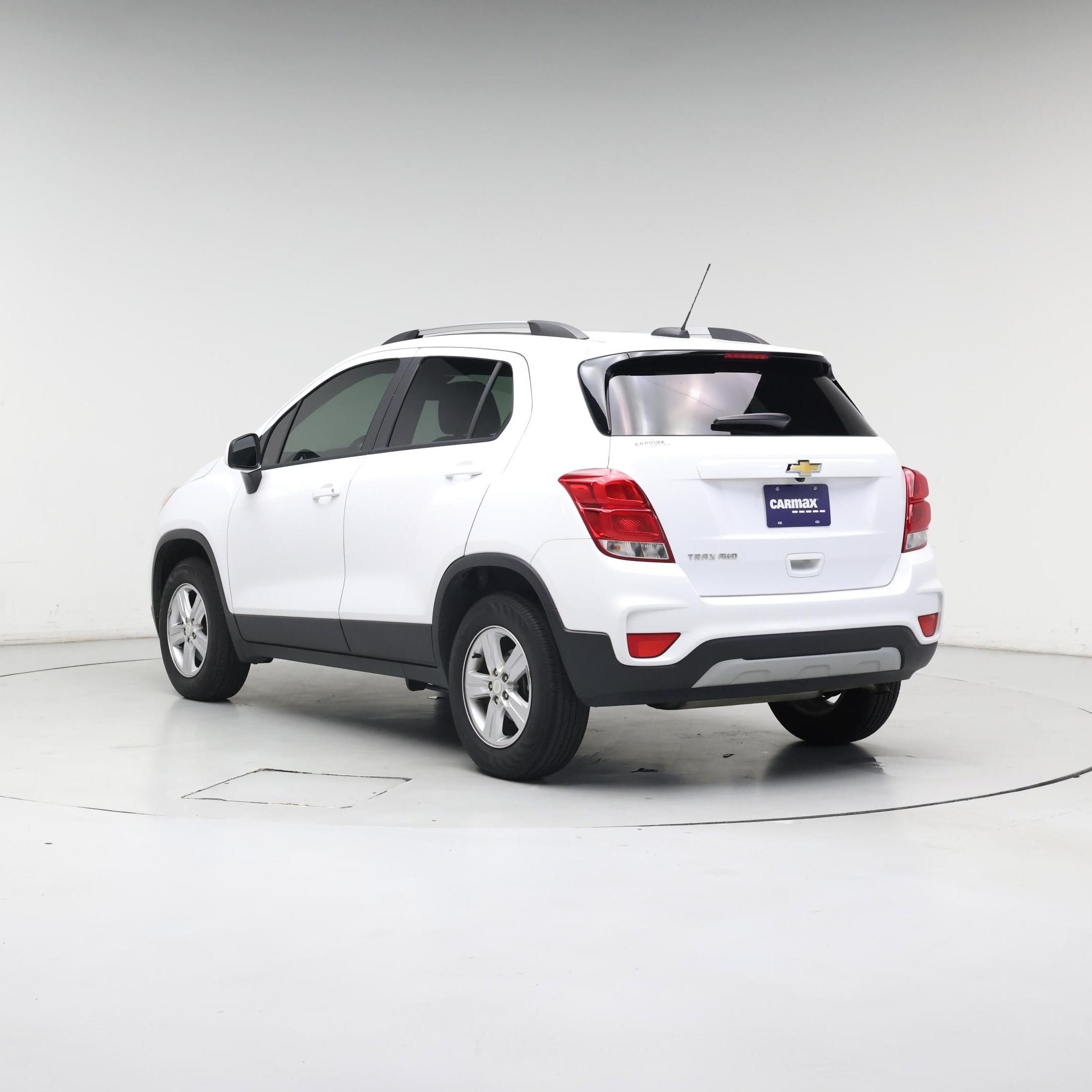 Thumbnail: 2022 Chevrolet Trax - 2