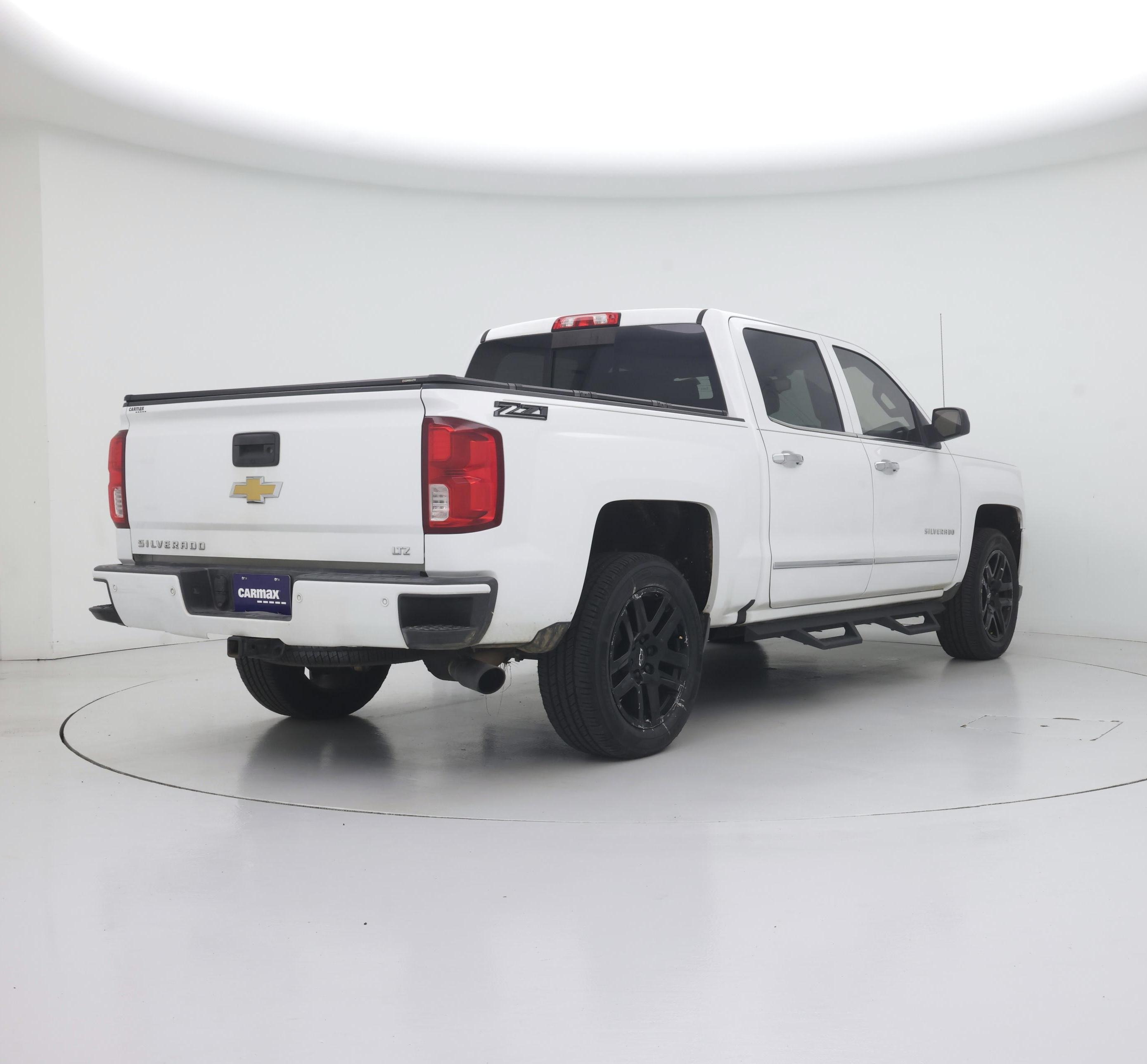 Thumbnail: 2017 Chevrolet Silverado 1500 - 8