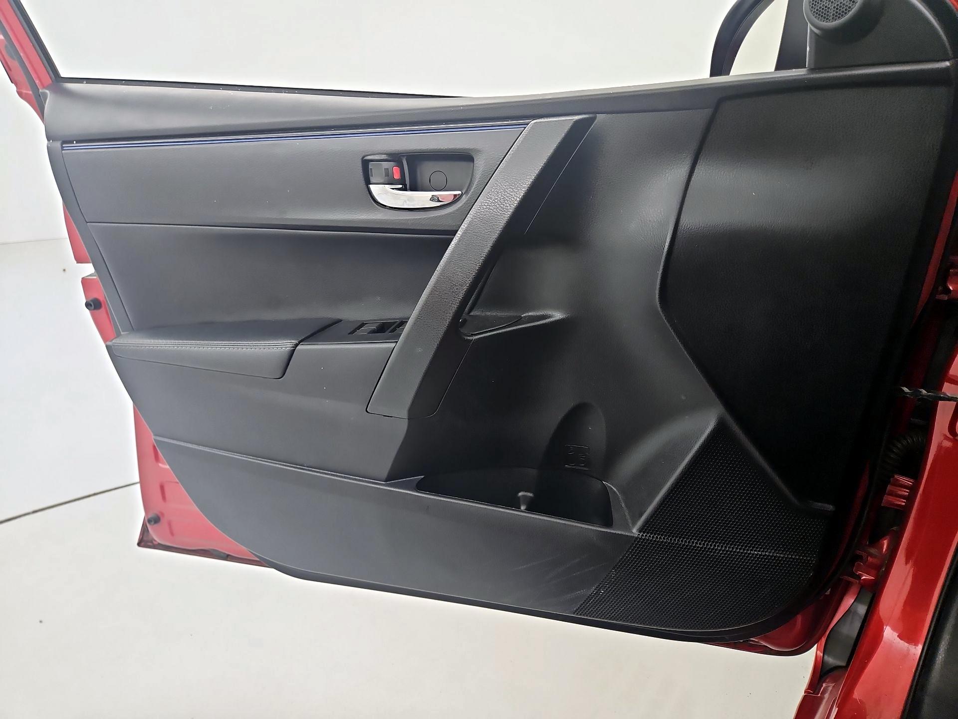 Thumbnail: 2019 Toyota Corolla - 12