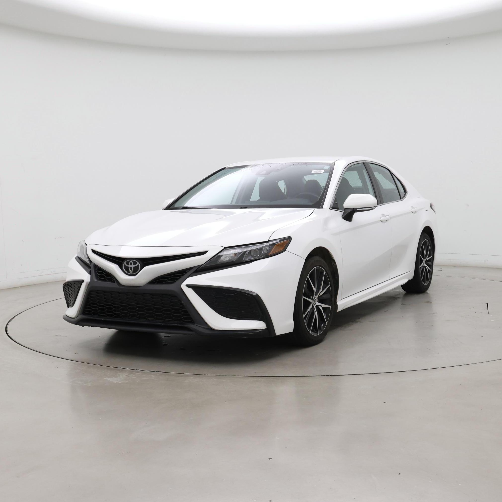 Thumbnail: 2022 Toyota Camry - 4
