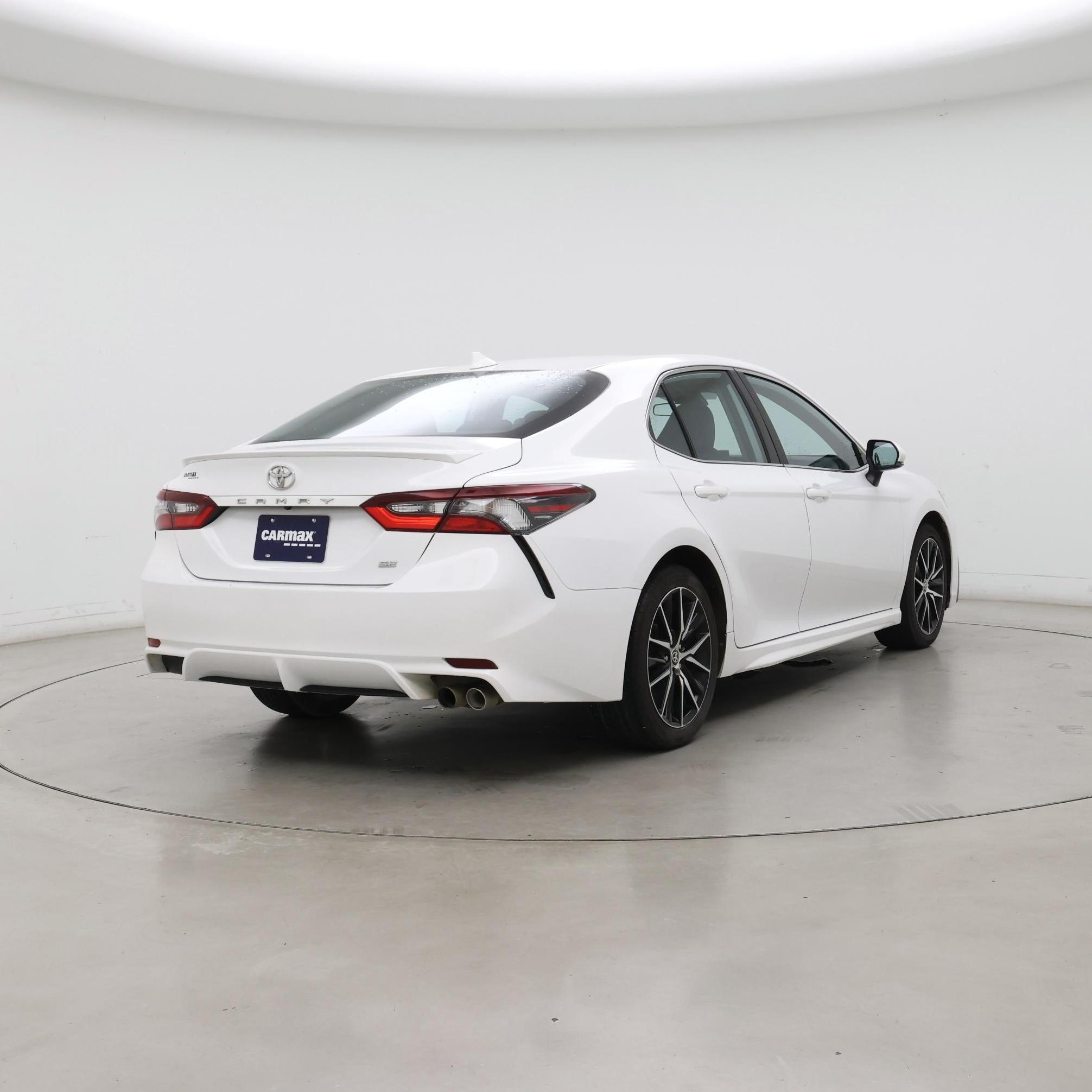 Thumbnail: 2022 Toyota Camry - 8