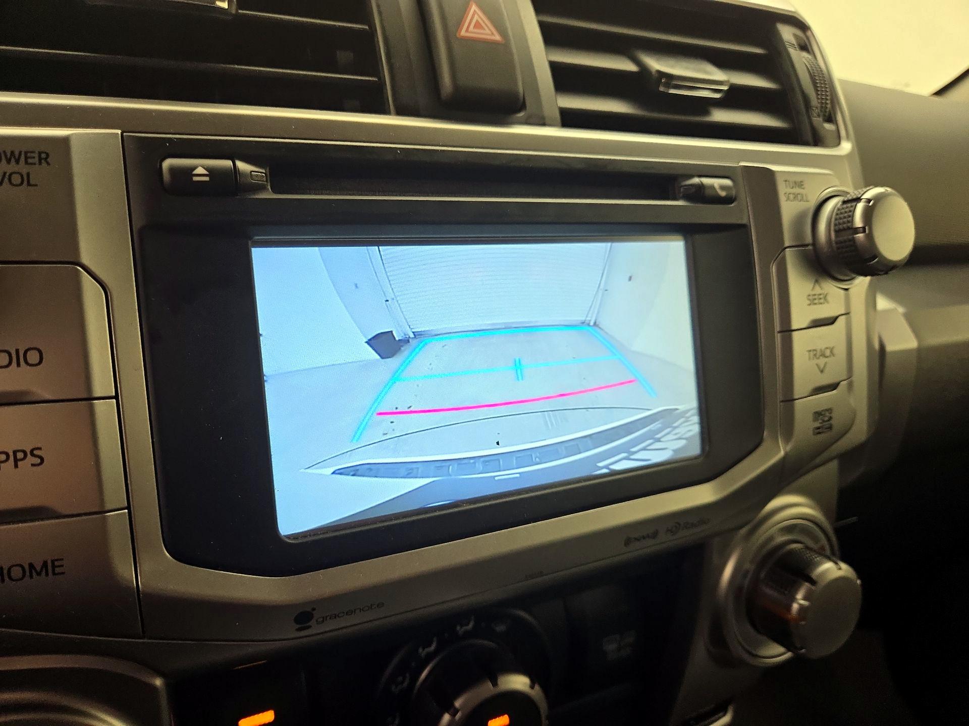 Thumbnail: 2016 Toyota 4Runner - 14