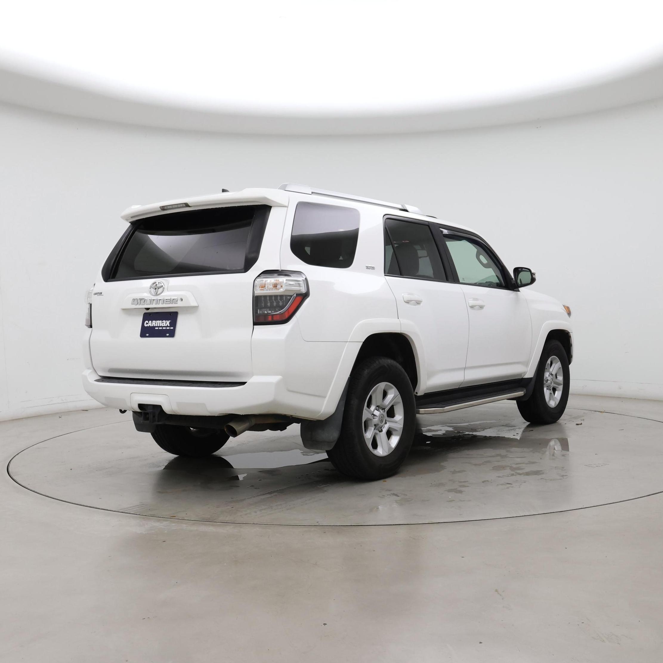 Thumbnail: 2016 Toyota 4Runner - 8