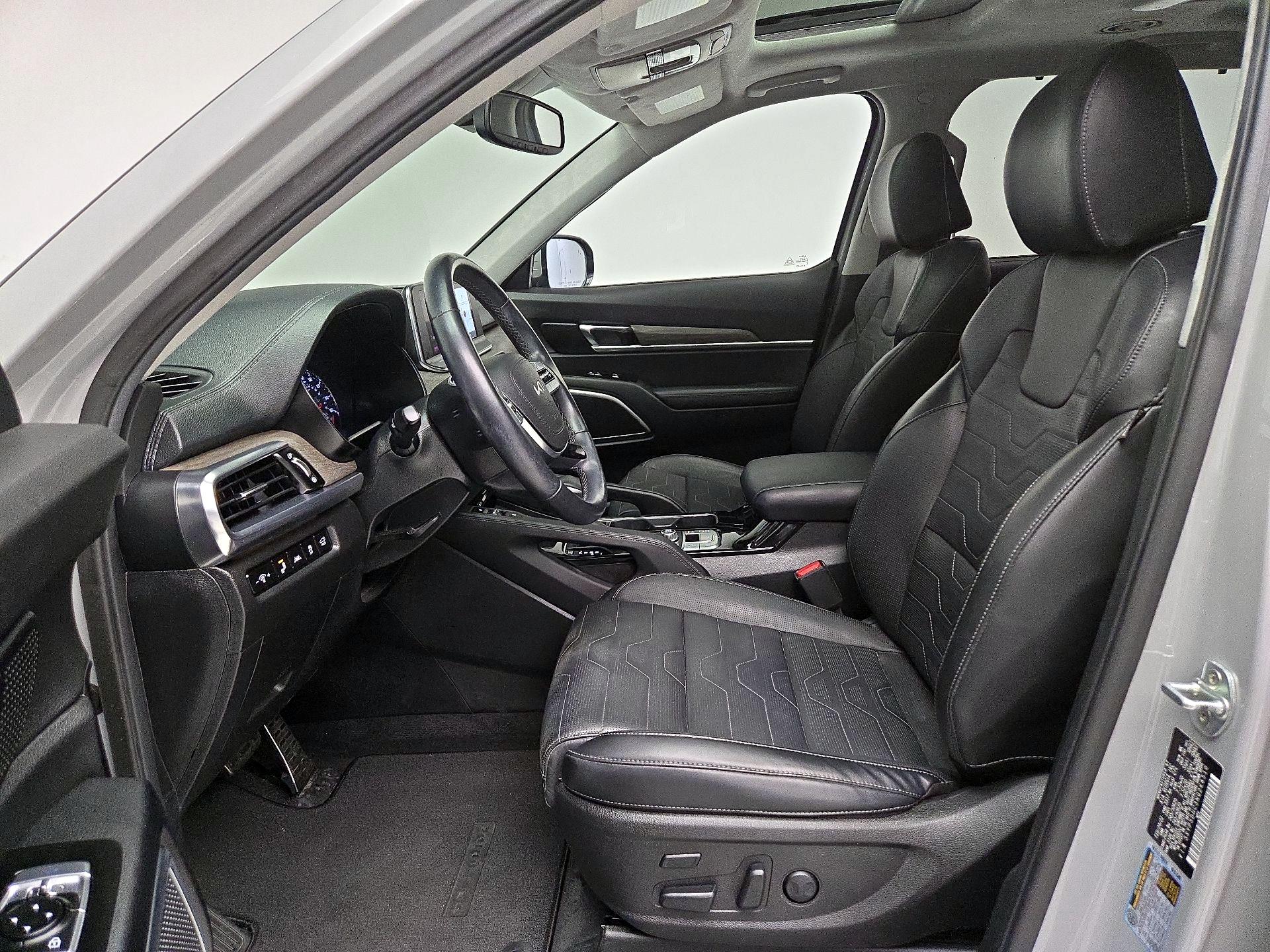 Thumbnail: 2022 Kia Telluride - 11