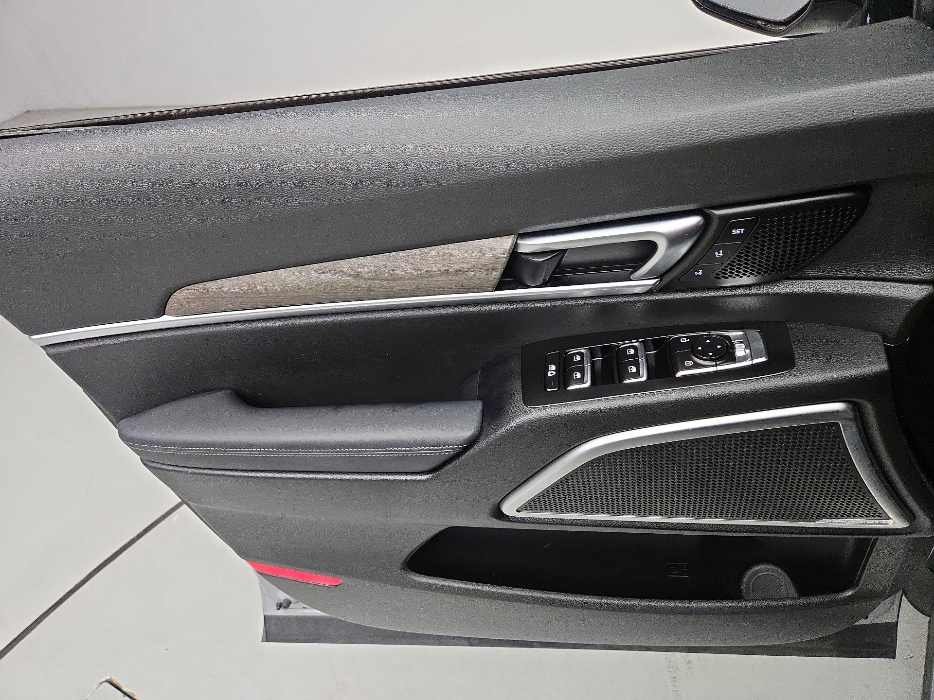 Thumbnail: 2022 Kia Telluride - 12