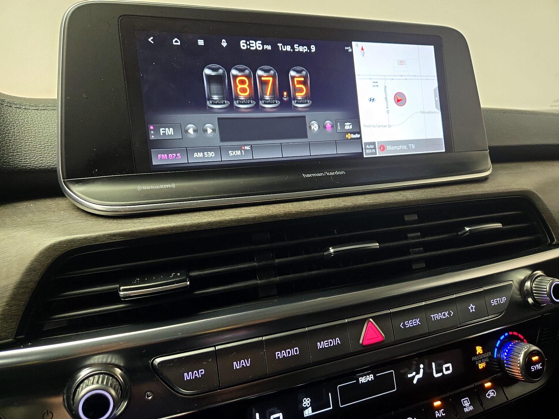 Thumbnail: 2022 Kia Telluride - 16