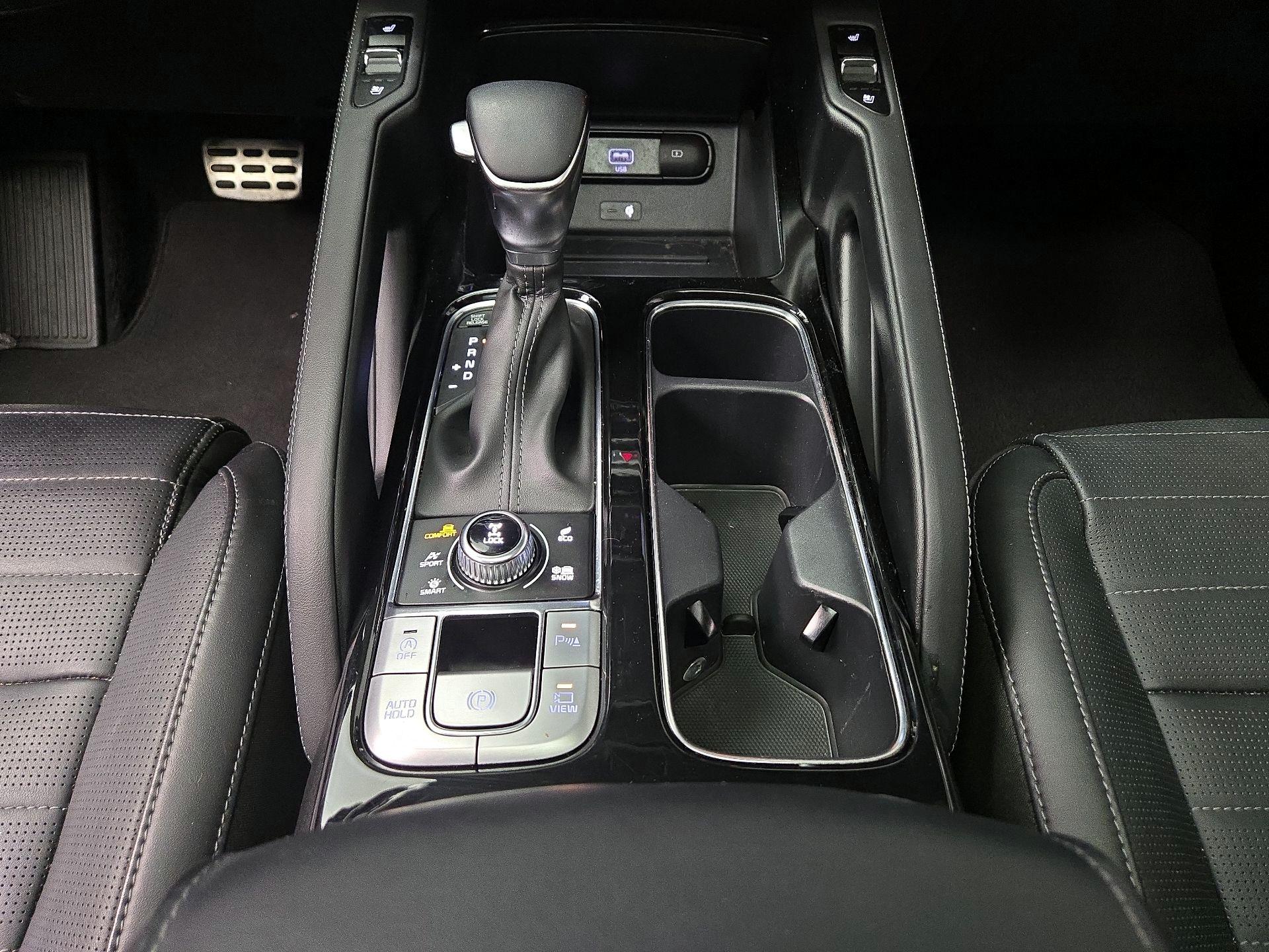 Thumbnail: 2022 Kia Telluride - 18