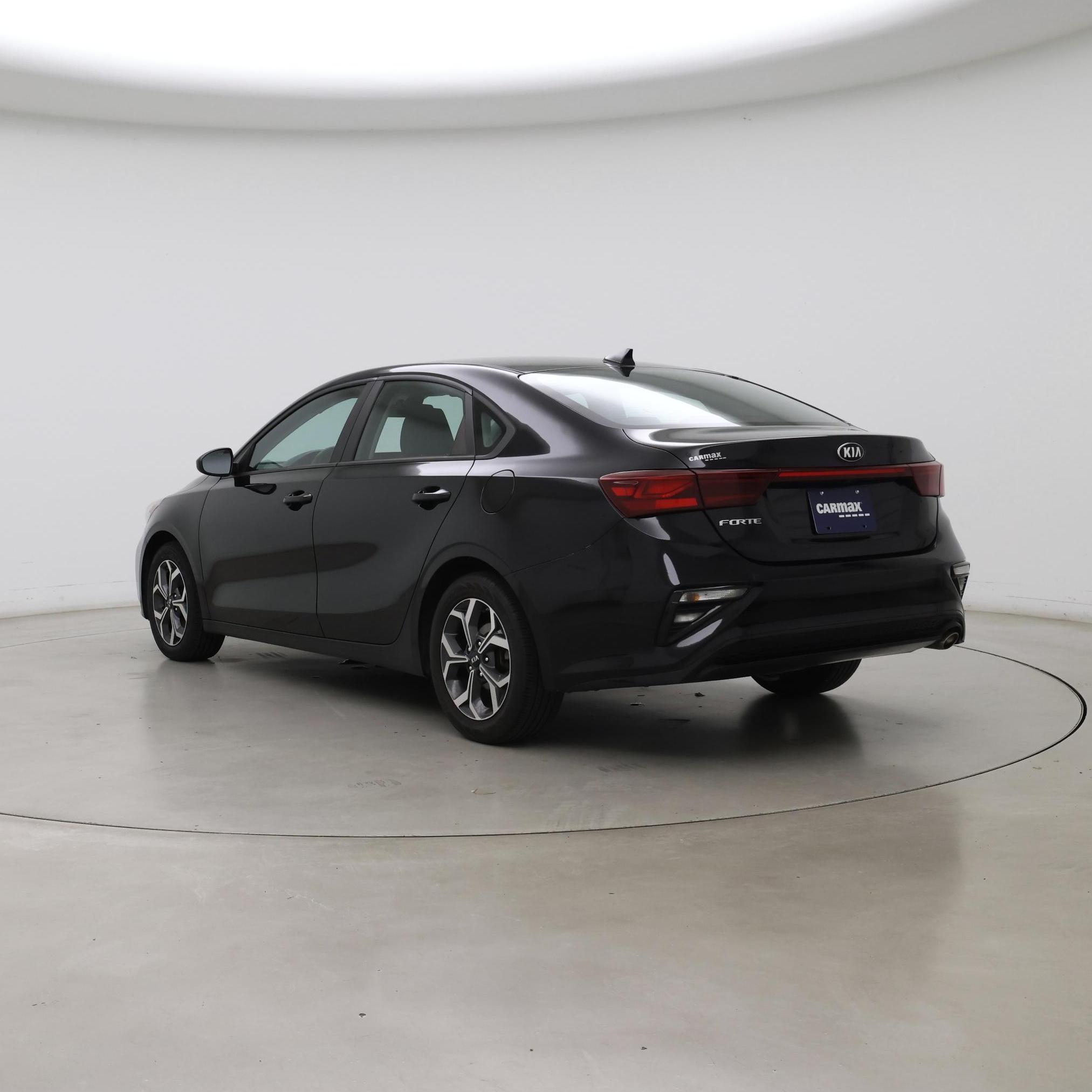 Thumbnail: 2021 Kia Forte - 2