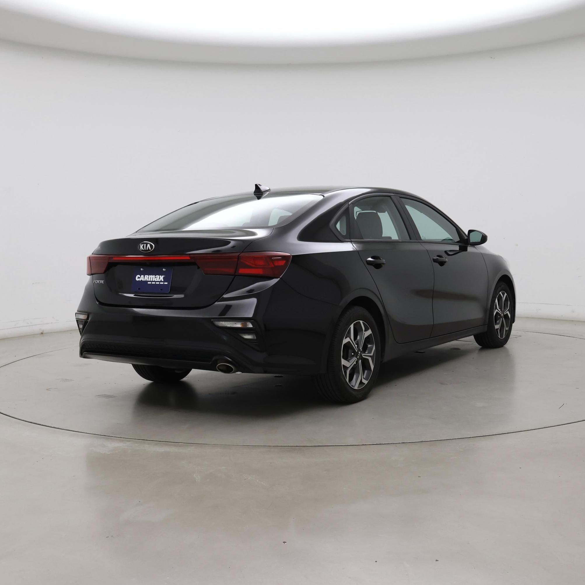 Thumbnail: 2021 Kia Forte - 8
