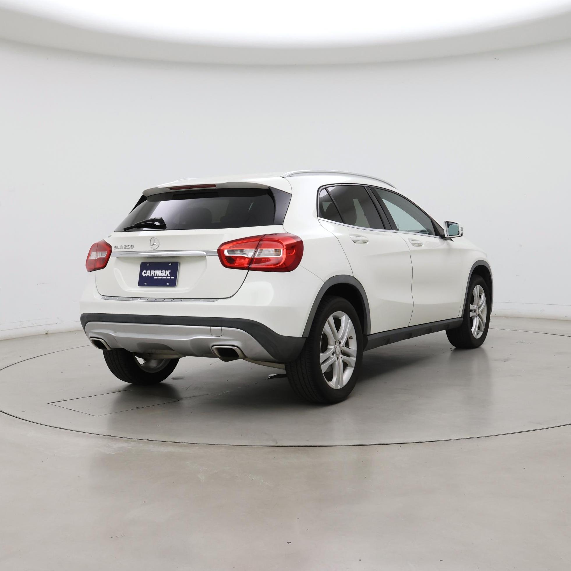 Thumbnail: 2016 Mercedes-Benz GLA - 8