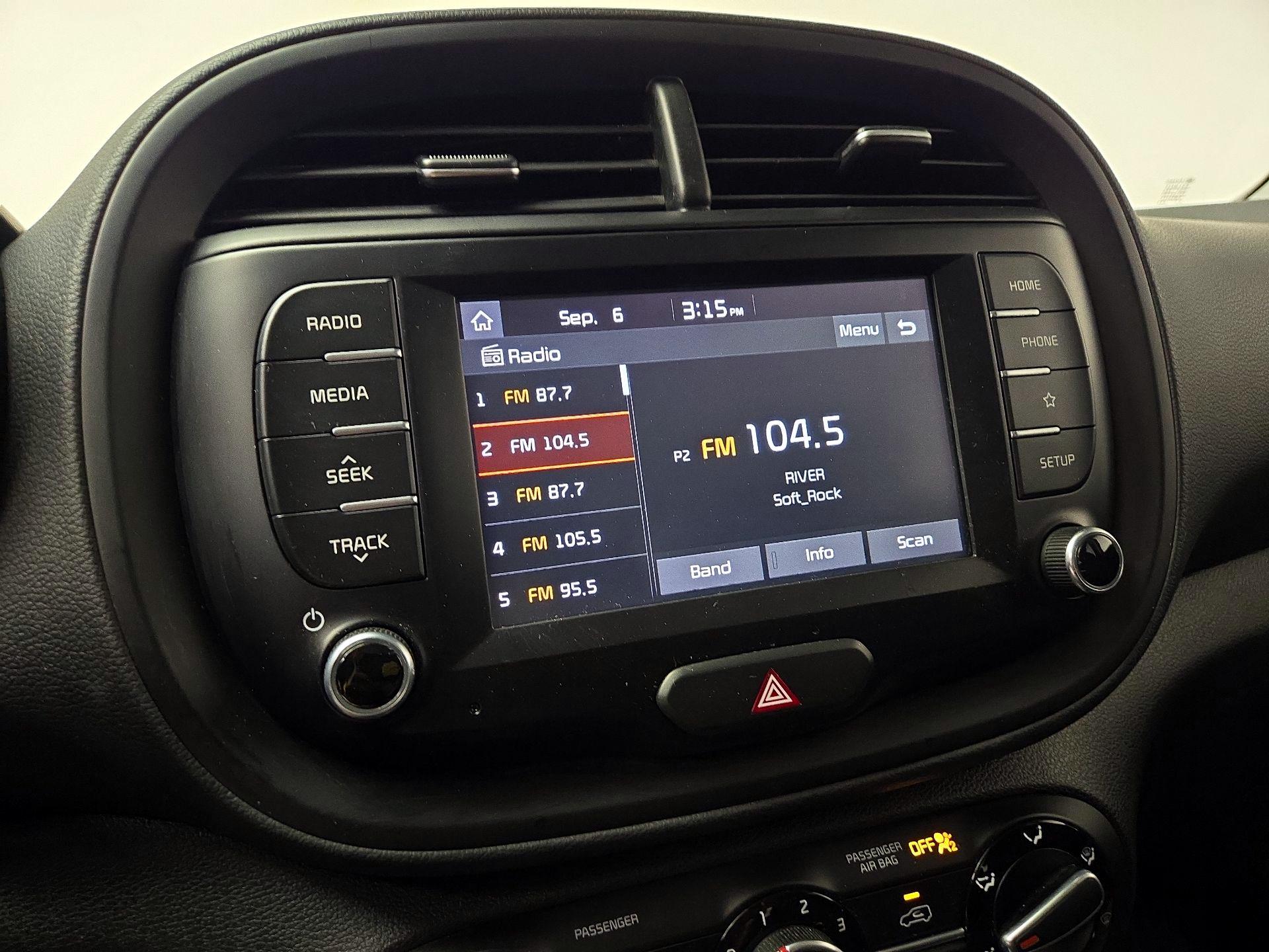 Thumbnail: 2020 Kia Soul - 15
