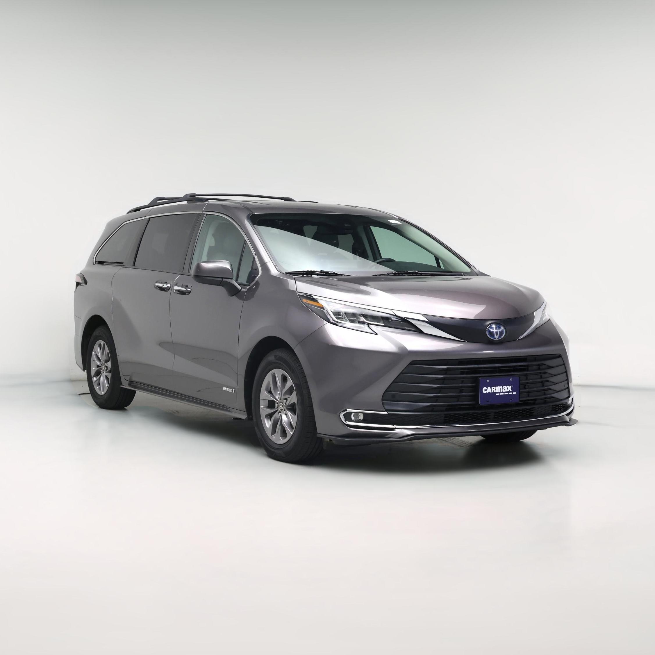 Thumbnail: 2021 Toyota Sienna - 1