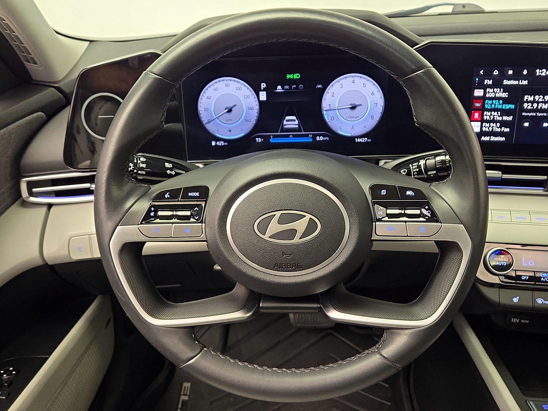 Thumbnail: 2024 Hyundai Elantra - 10