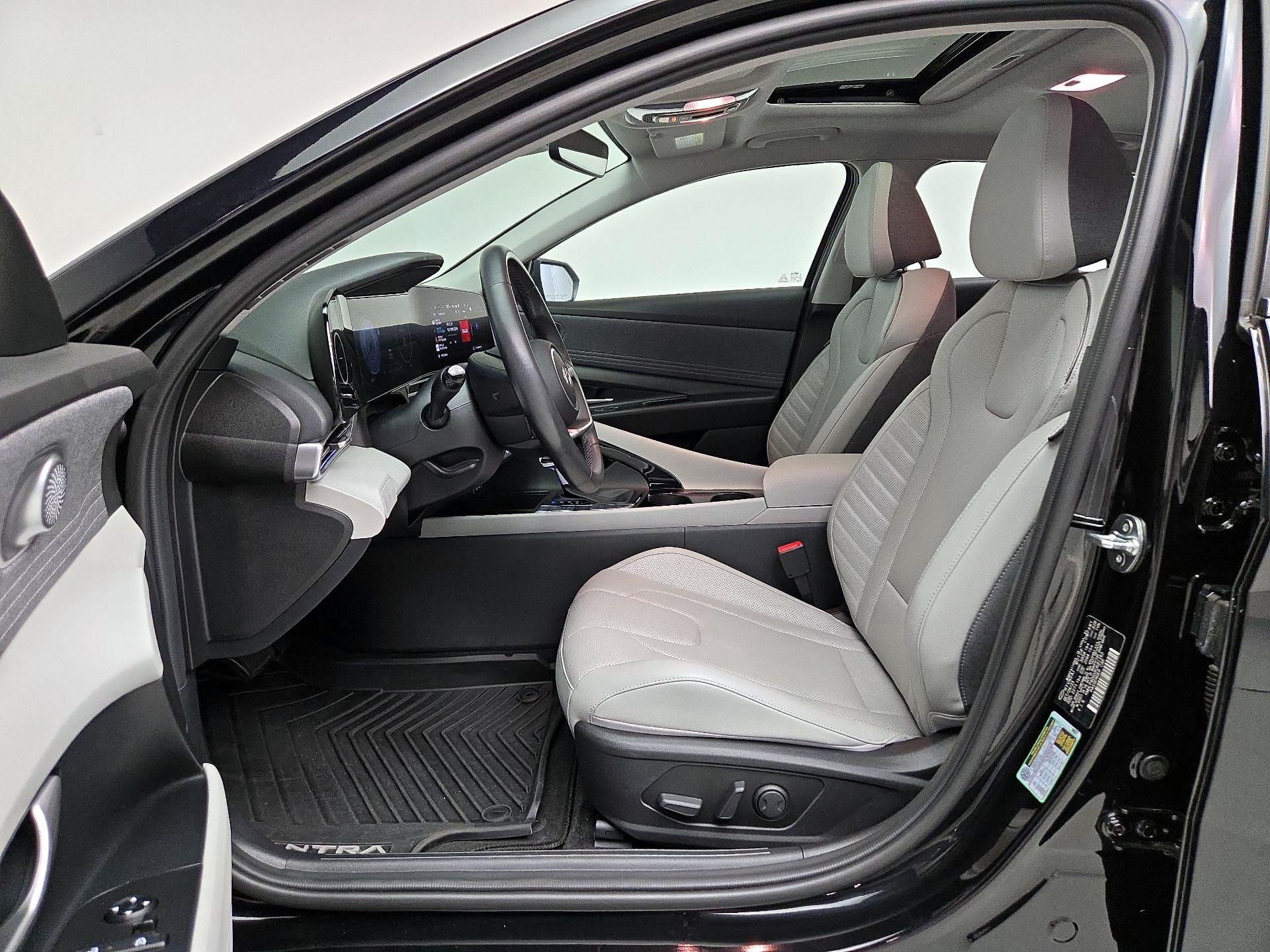 Thumbnail: 2024 Hyundai Elantra - 11