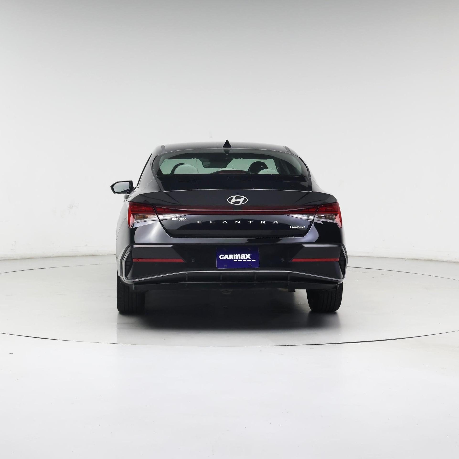 Thumbnail: 2024 Hyundai Elantra - 6