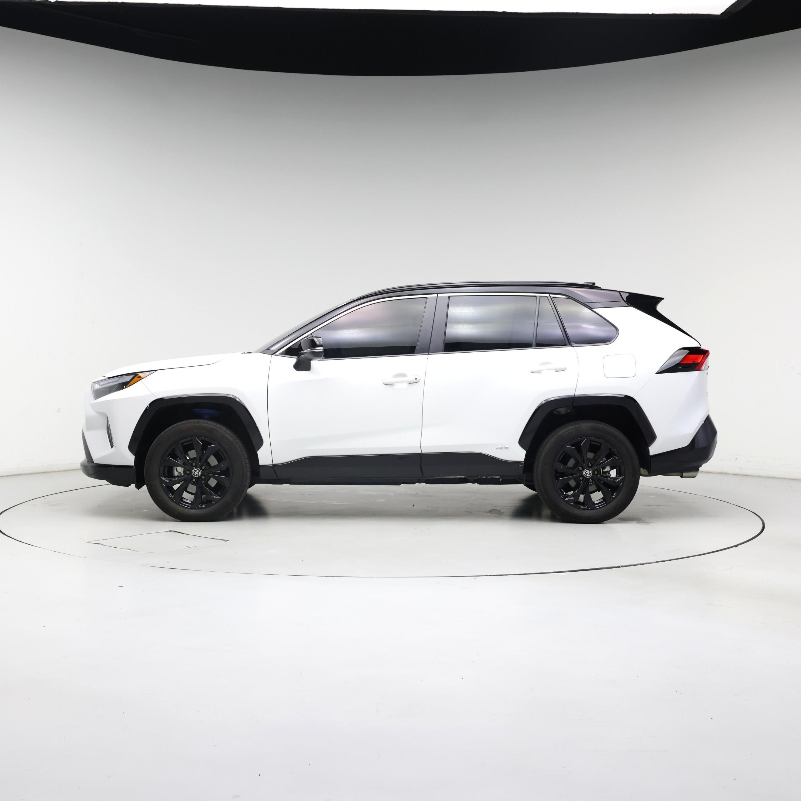 Thumbnail: 2023 Toyota RAV4 - 3