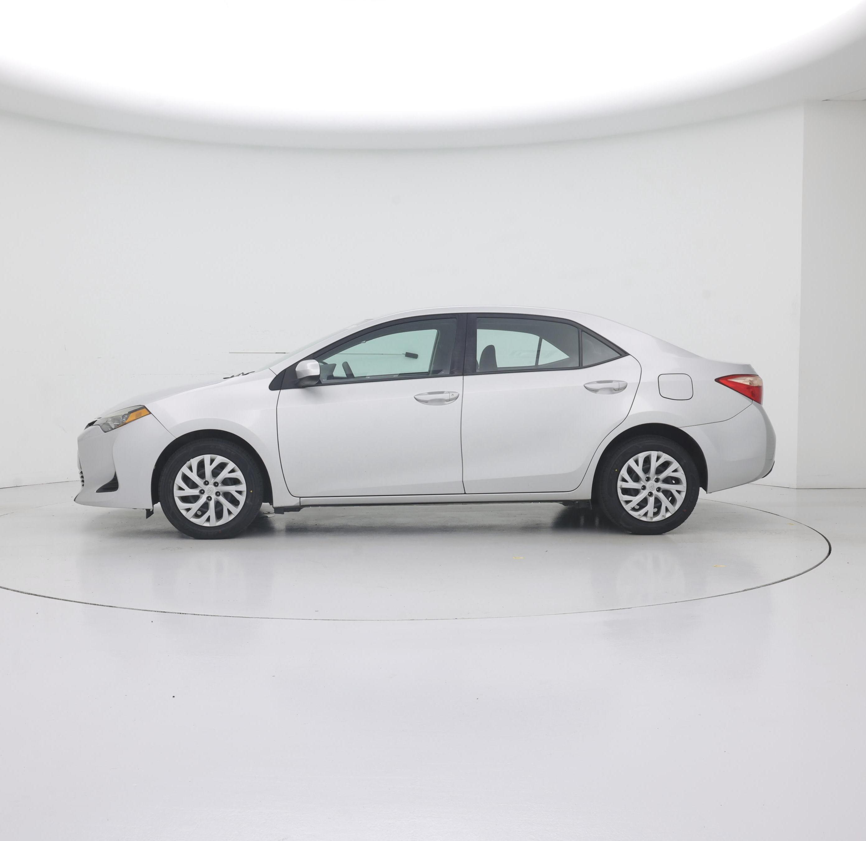 Thumbnail: 2019 Toyota Corolla - 3