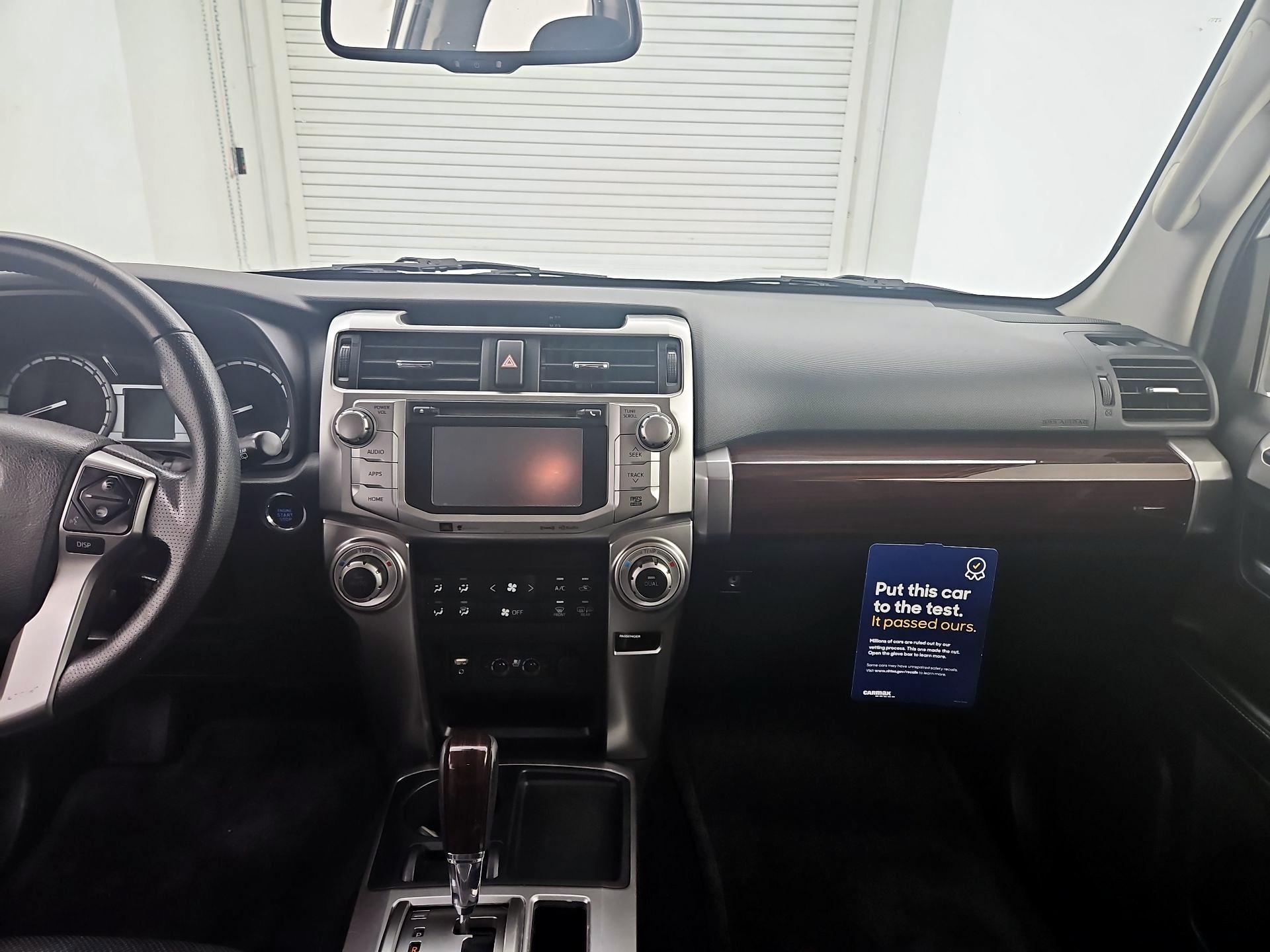 Thumbnail: 2016 Toyota 4Runner - 9