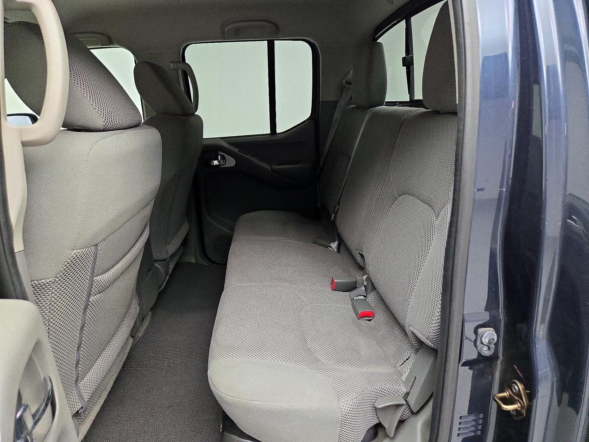 Thumbnail: 2015 Nissan Frontier - 19