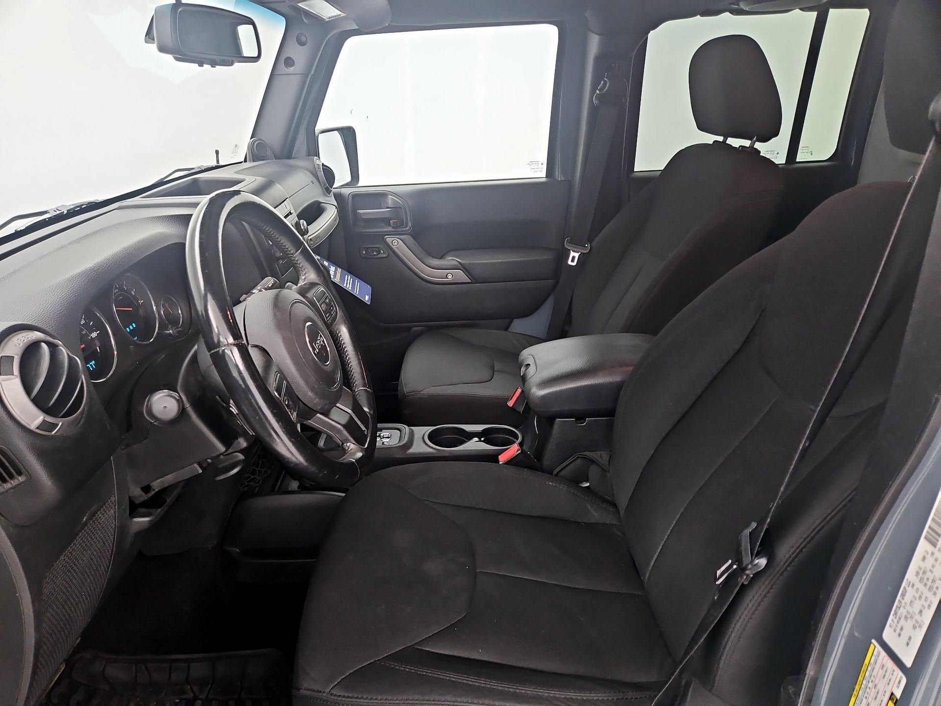 Thumbnail: 2014 Jeep Wrangler - 11